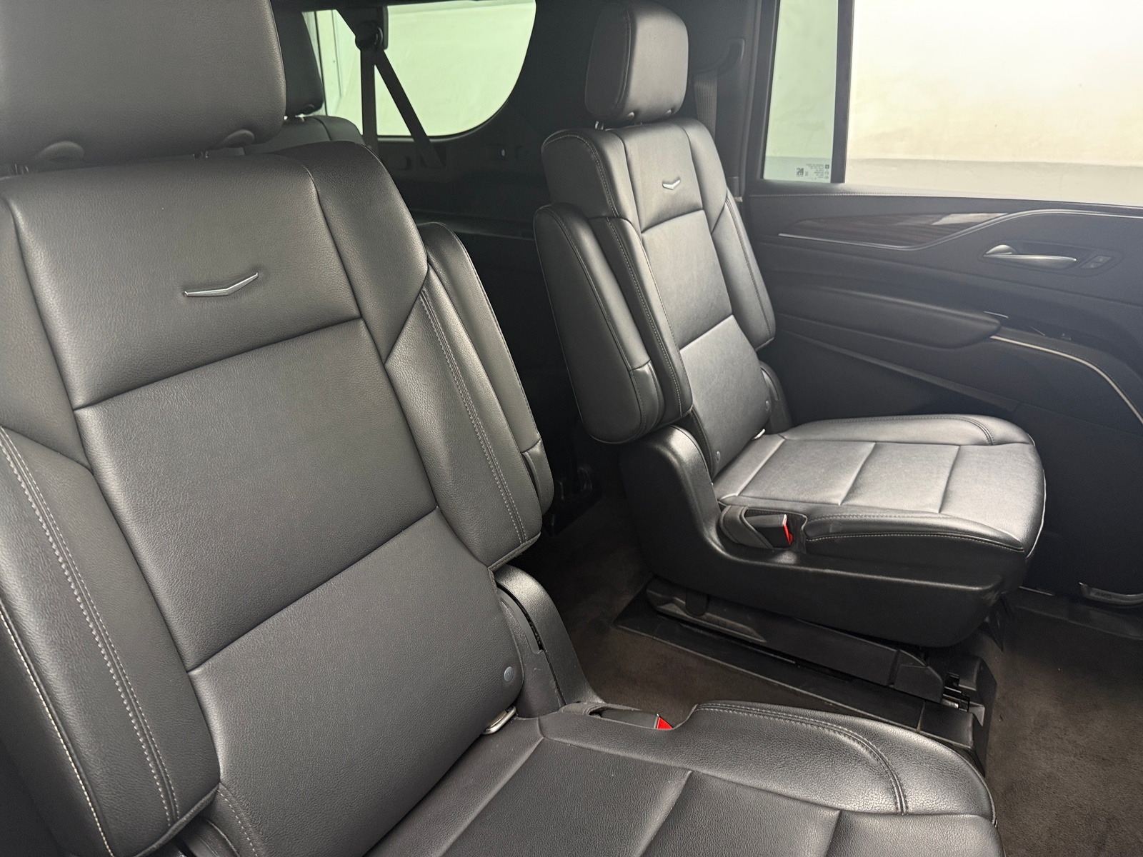 Thumbnail: 2022 Cadillac Escalade - 5