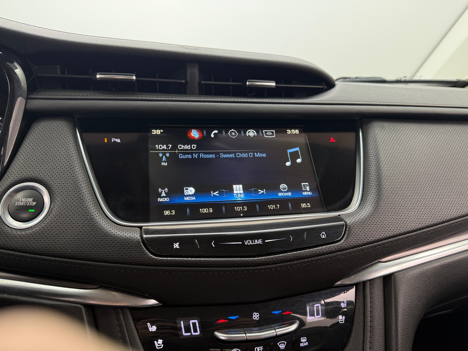 Thumbnail: 2018 Cadillac XT5 - 3