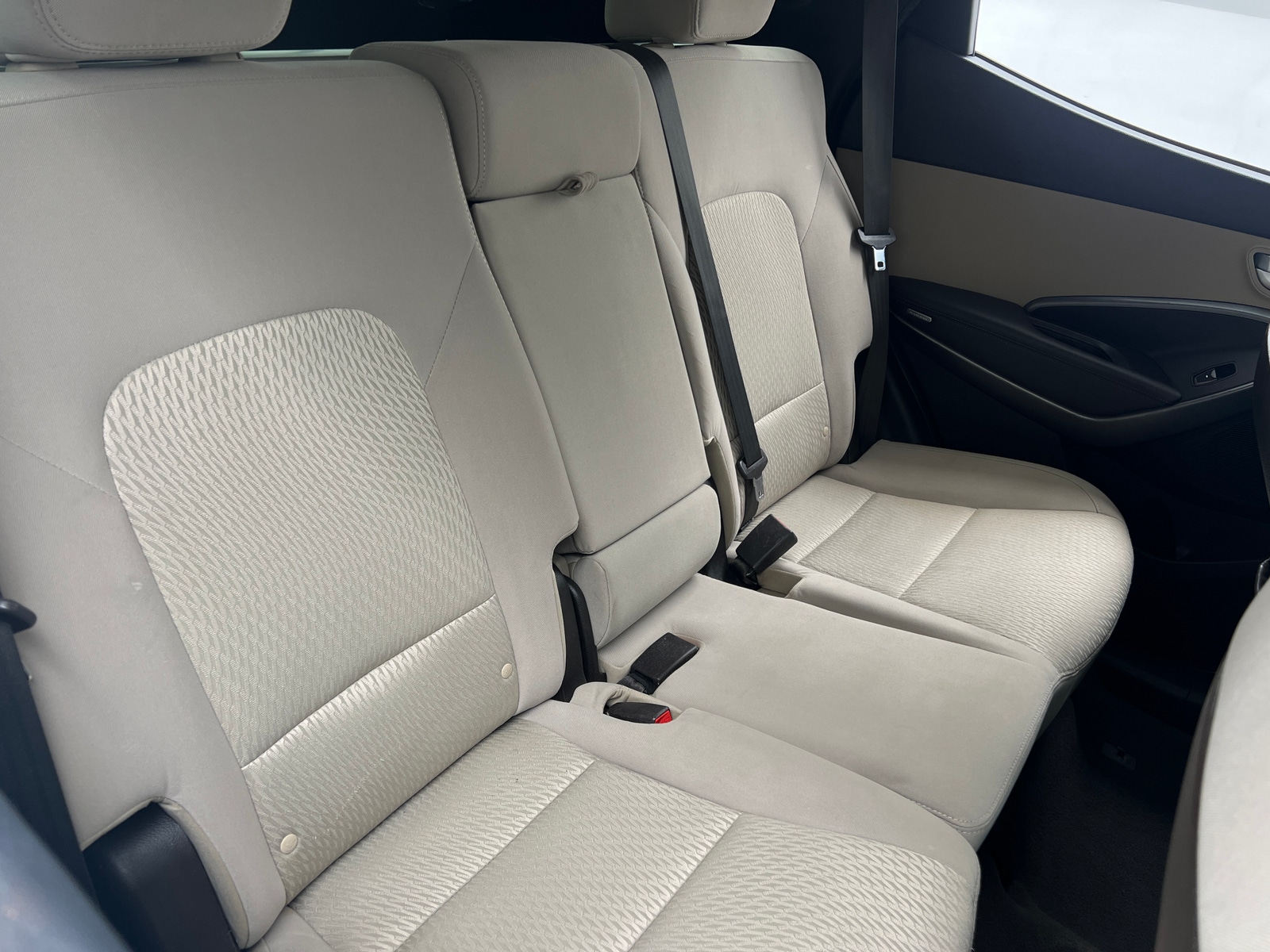 Thumbnail: 2017 Hyundai Santa Fe - 6