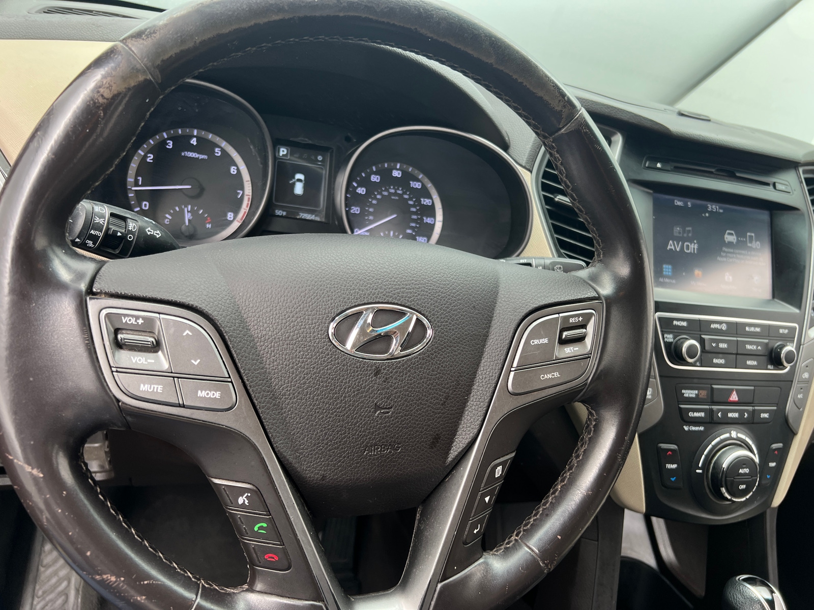 Thumbnail: 2017 Hyundai Santa Fe - 5