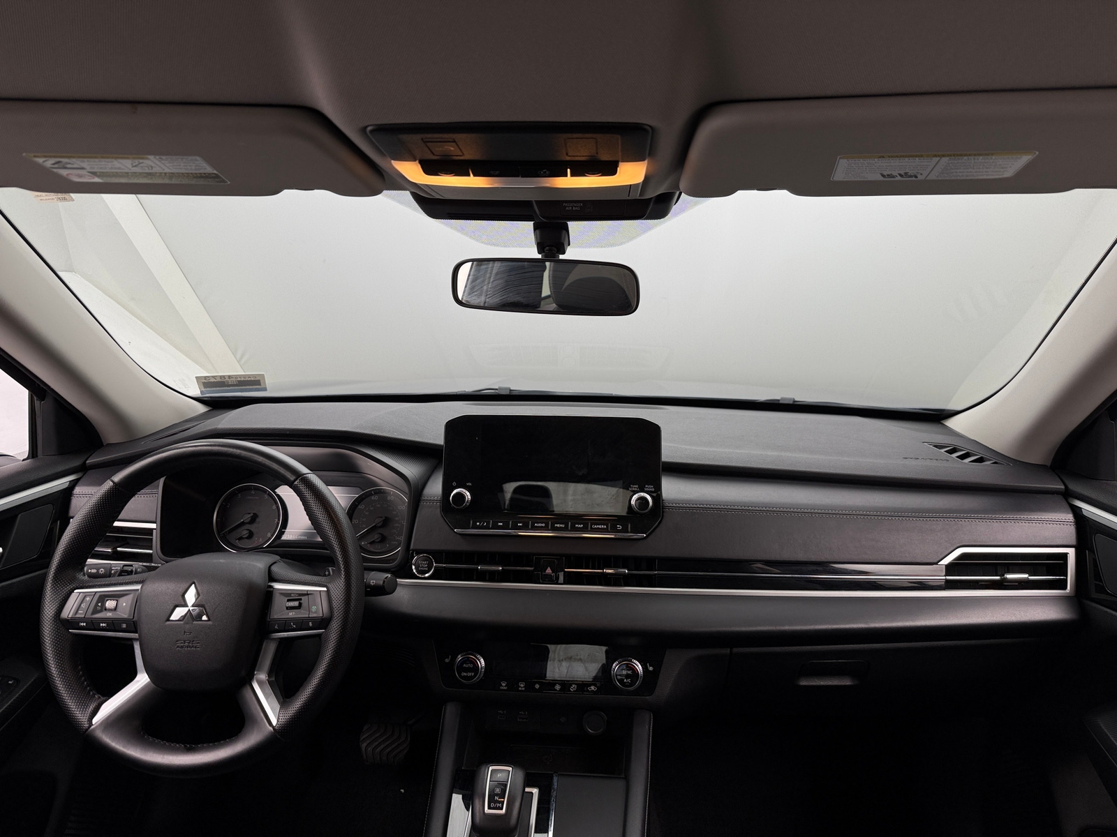 Thumbnail: 2024 Mitsubishi Outlander - 2