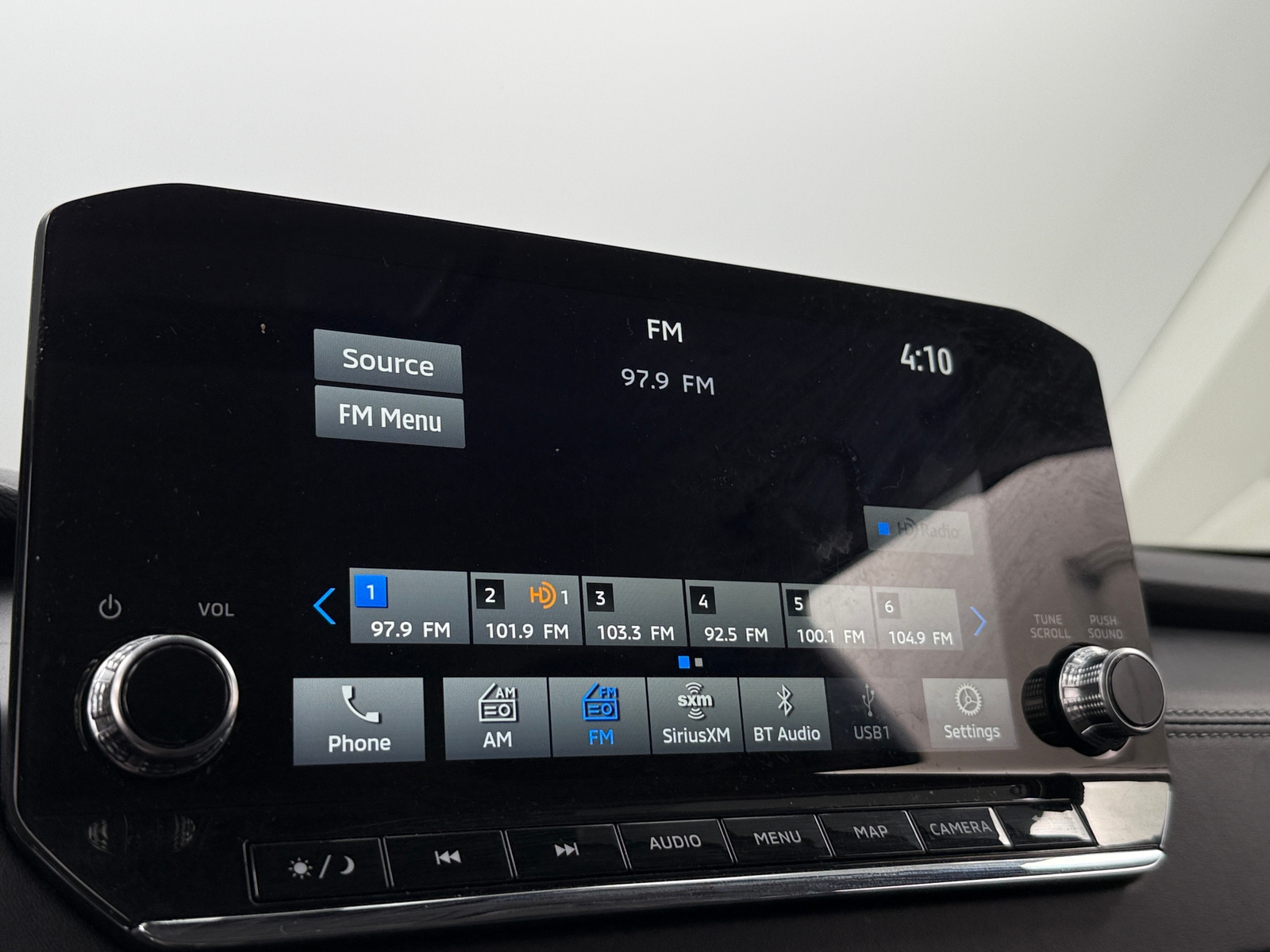 Thumbnail: 2024 Mitsubishi Outlander - 3