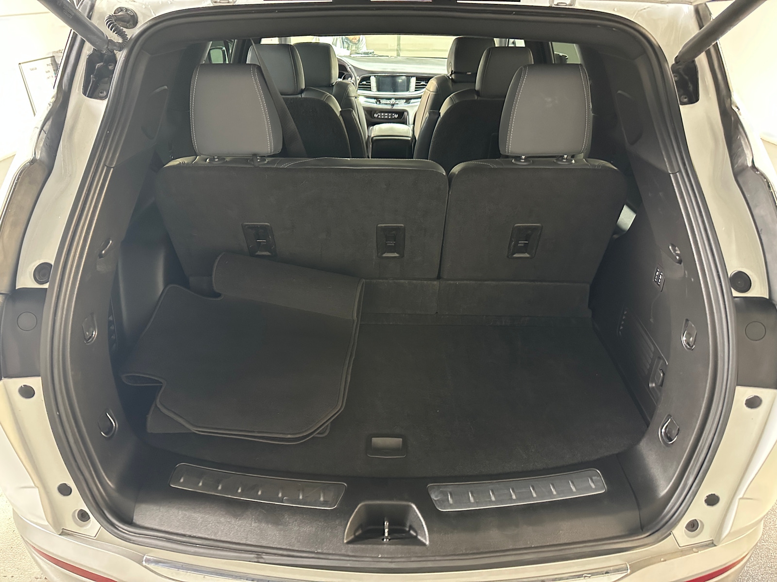 Thumbnail: 2024 Buick Enclave - 6