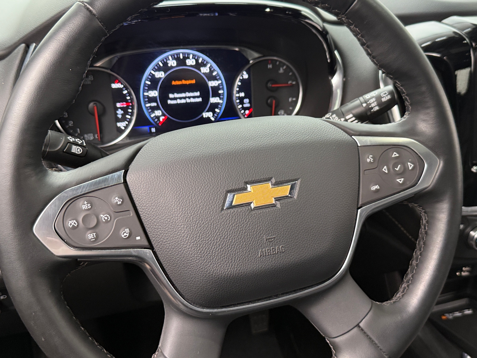 Thumbnail: 2023 Chevrolet Traverse - 4