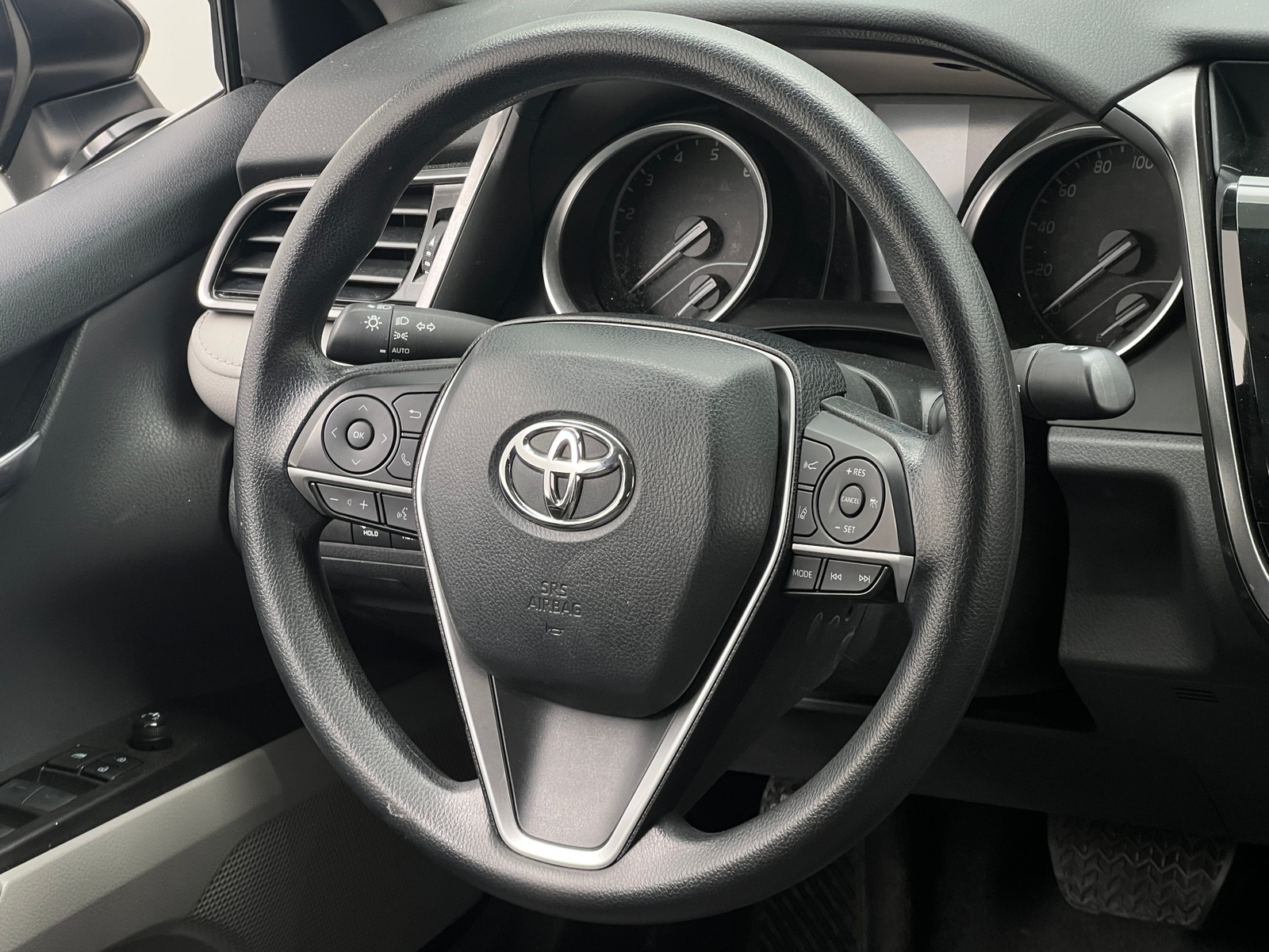 Thumbnail: 2022 Toyota Camry - 5