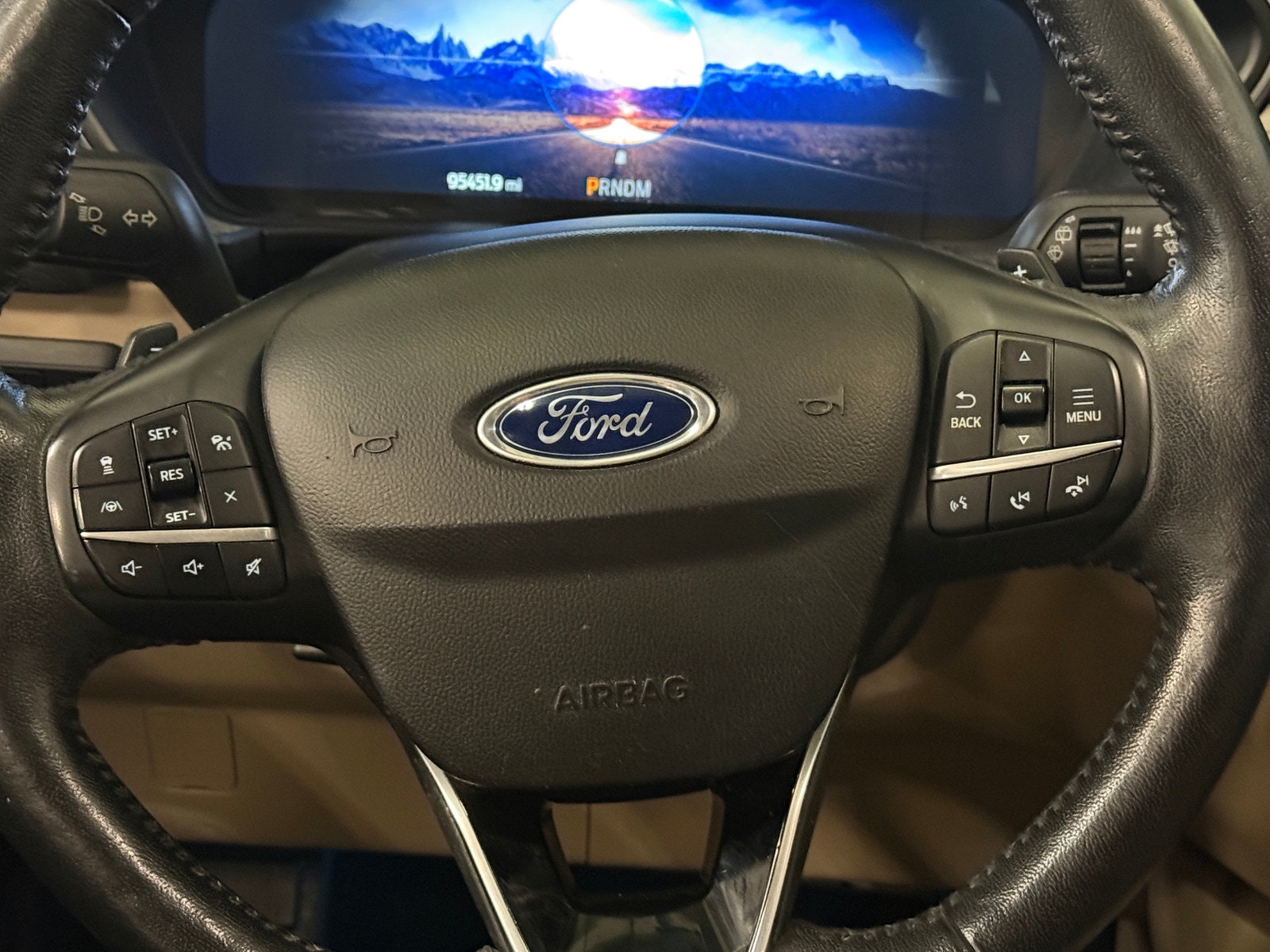 Thumbnail: 2020 Ford Escape - 4