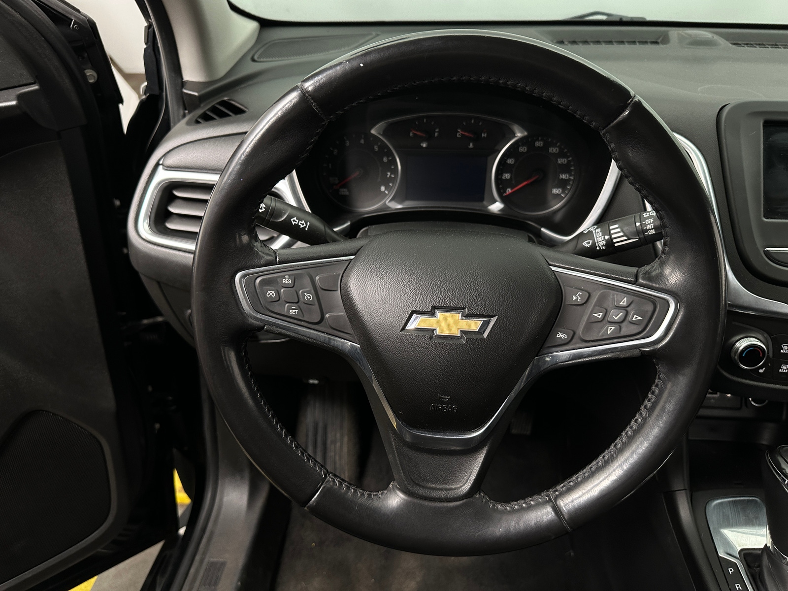 Thumbnail: 2019 Chevrolet Equinox - 5