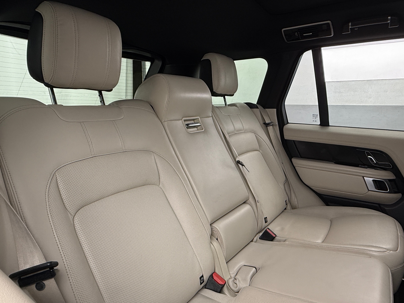 Thumbnail: 2021 Land Rover Range Rover - 5