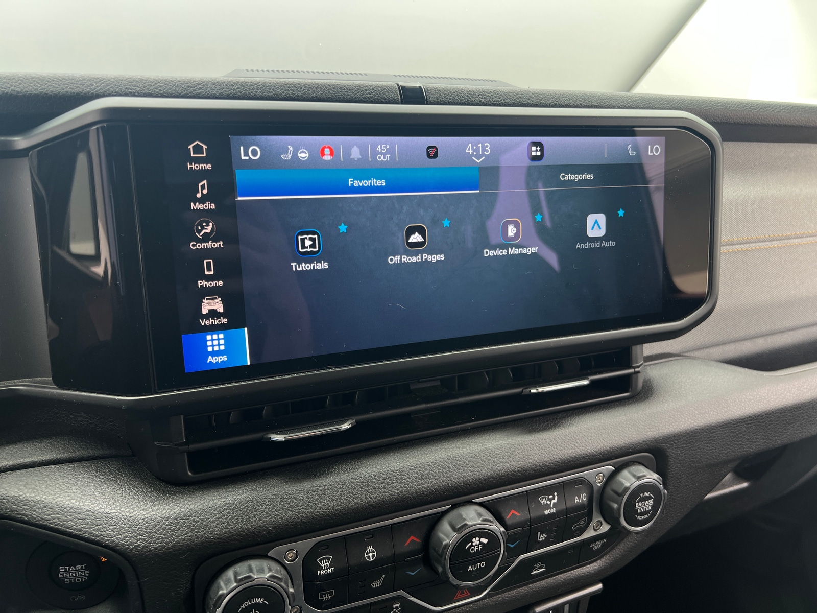 Thumbnail: 2024 Jeep Gladiator - 4