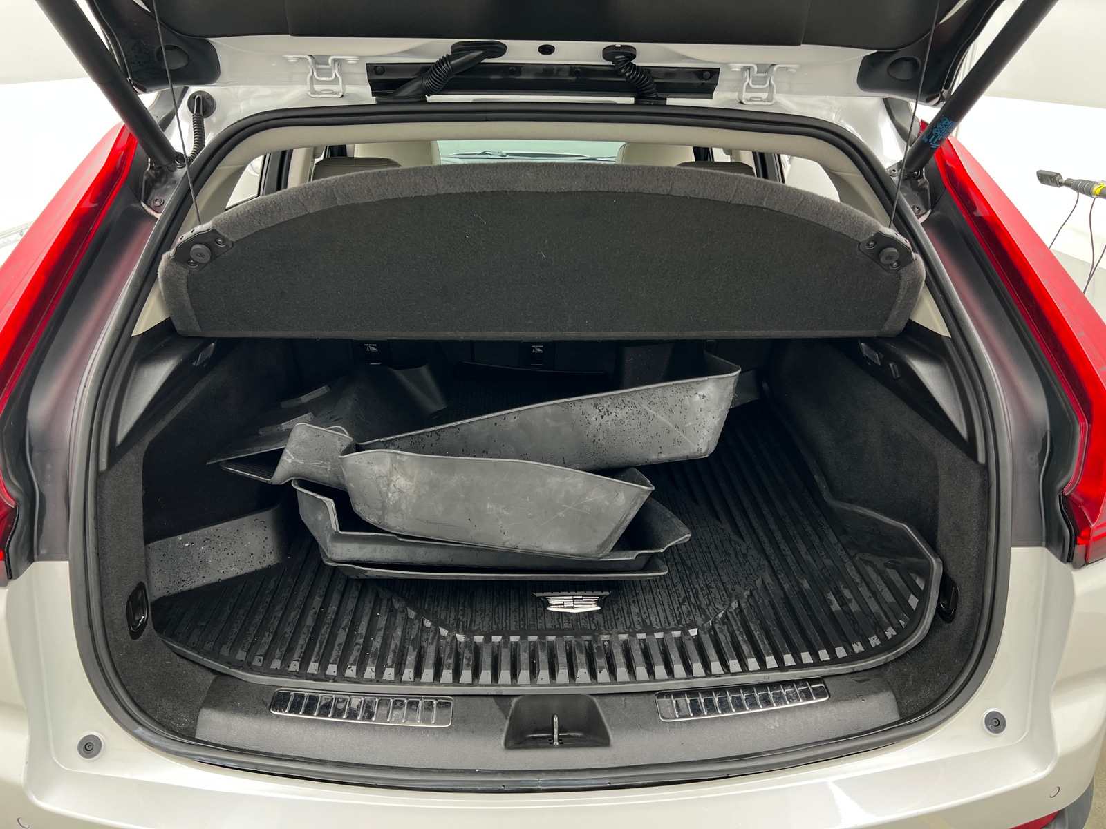 Thumbnail: 2020 Cadillac XT4 - 6