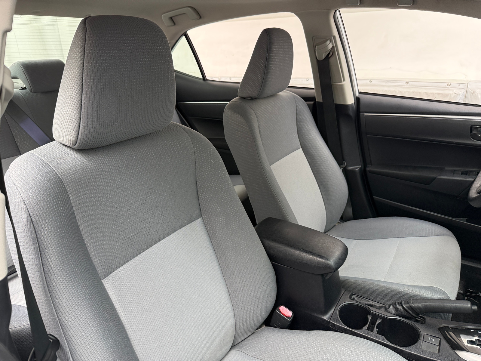 Thumbnail: 2014 Toyota Corolla - 2