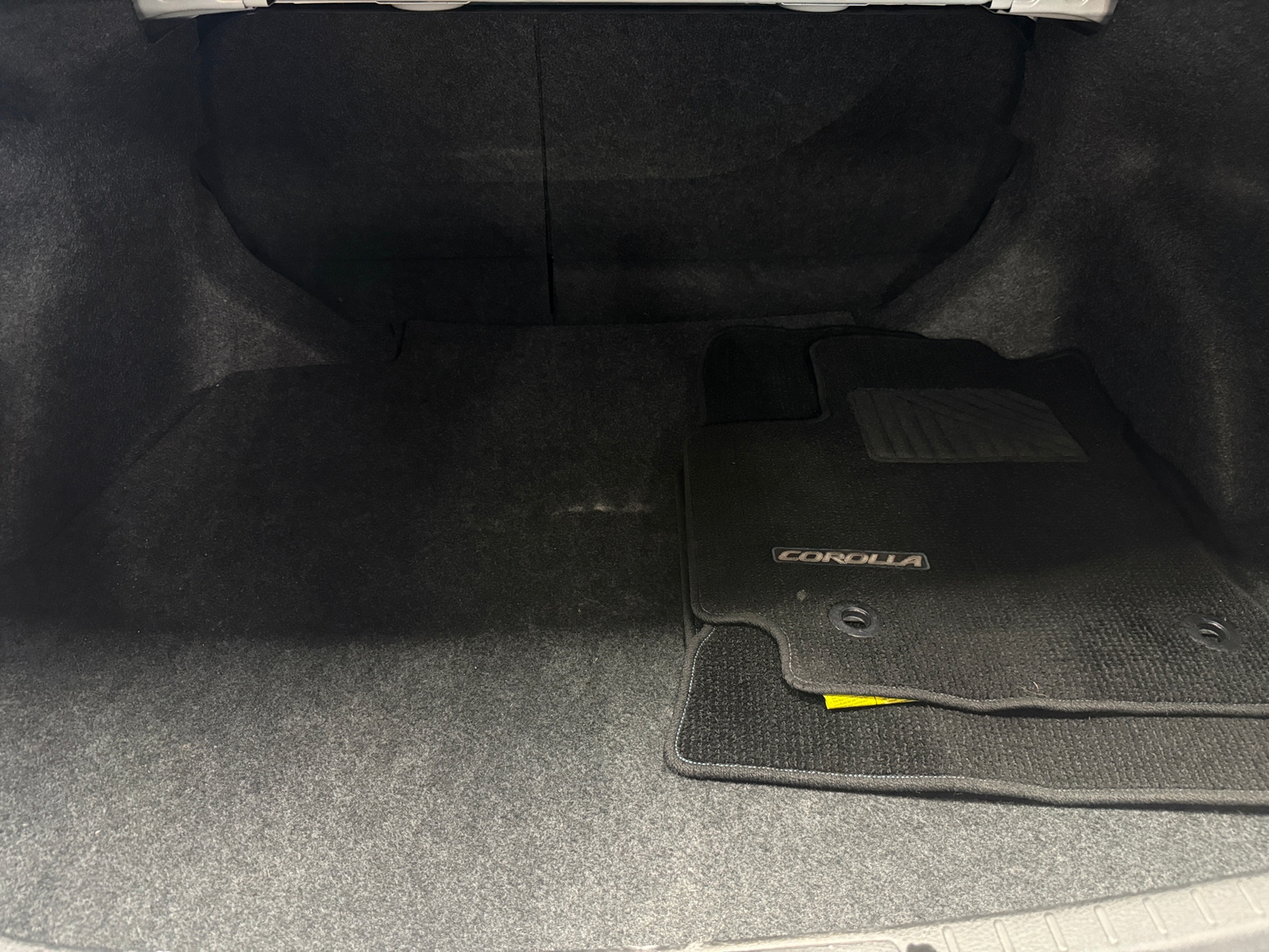 Thumbnail: 2014 Toyota Corolla - 7