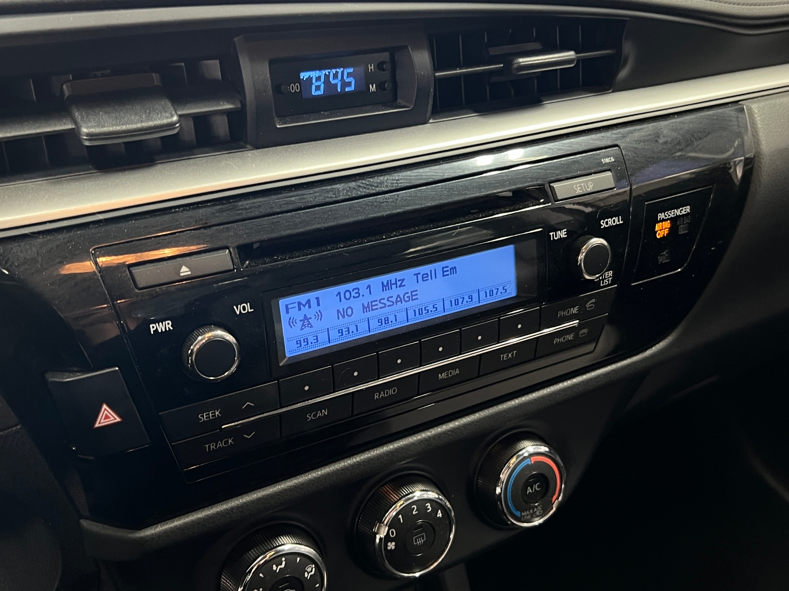 Thumbnail: 2014 Toyota Corolla - 4