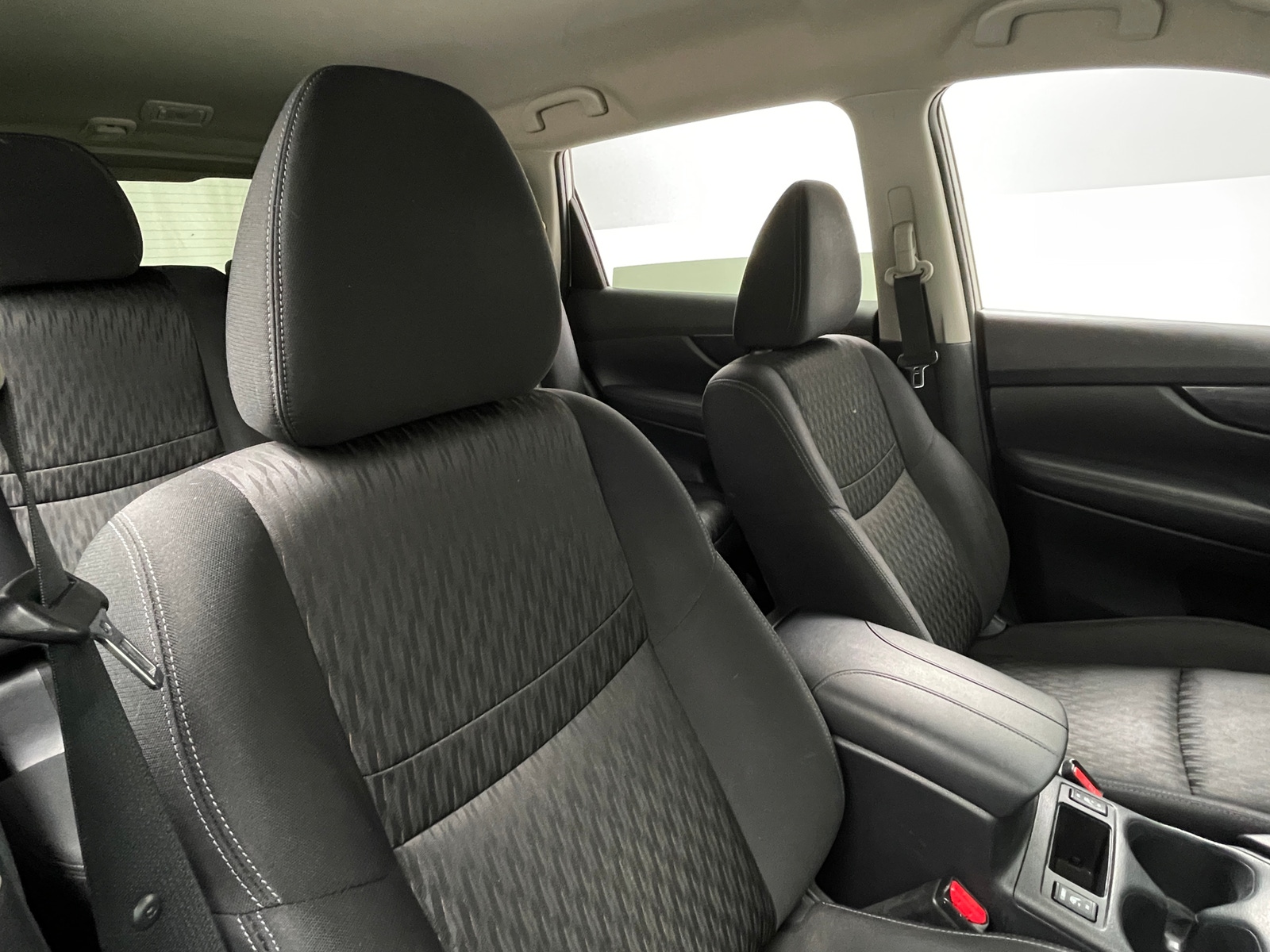 Thumbnail: 2018 Nissan Rogue - 2