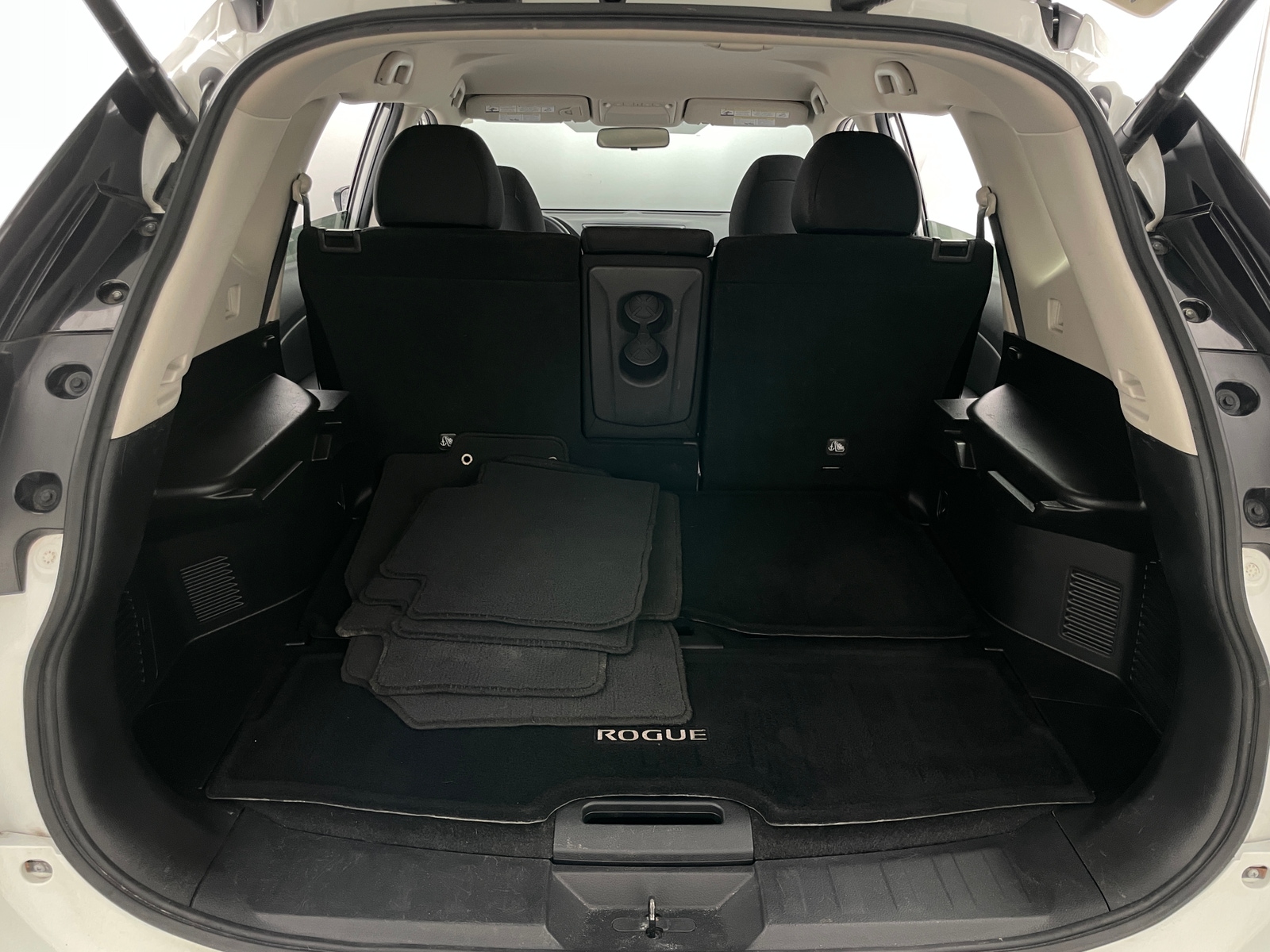 Thumbnail: 2018 Nissan Rogue - 7