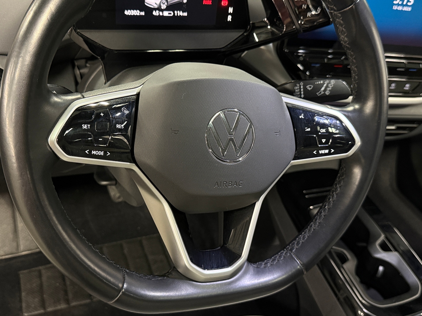 Thumbnail: 2021 Volkswagen ID.4 - 4