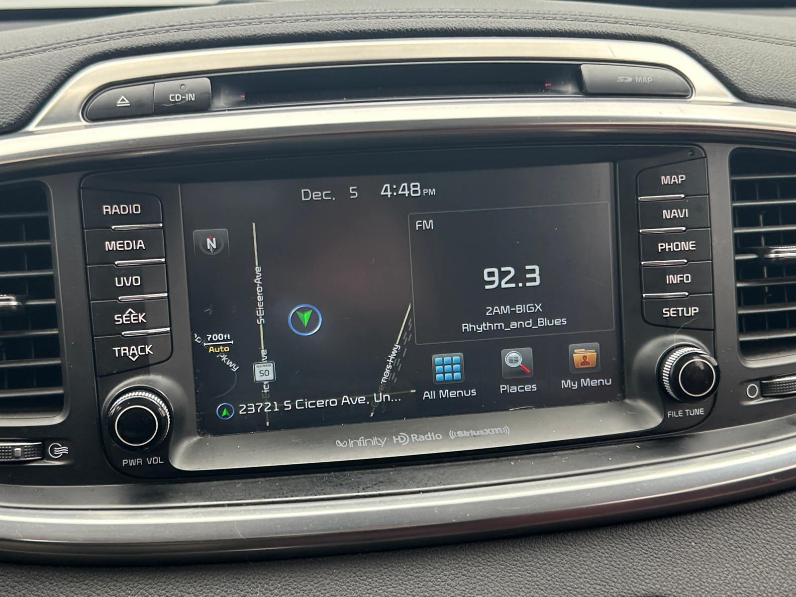 Thumbnail: 2017 Kia Sorento - 3