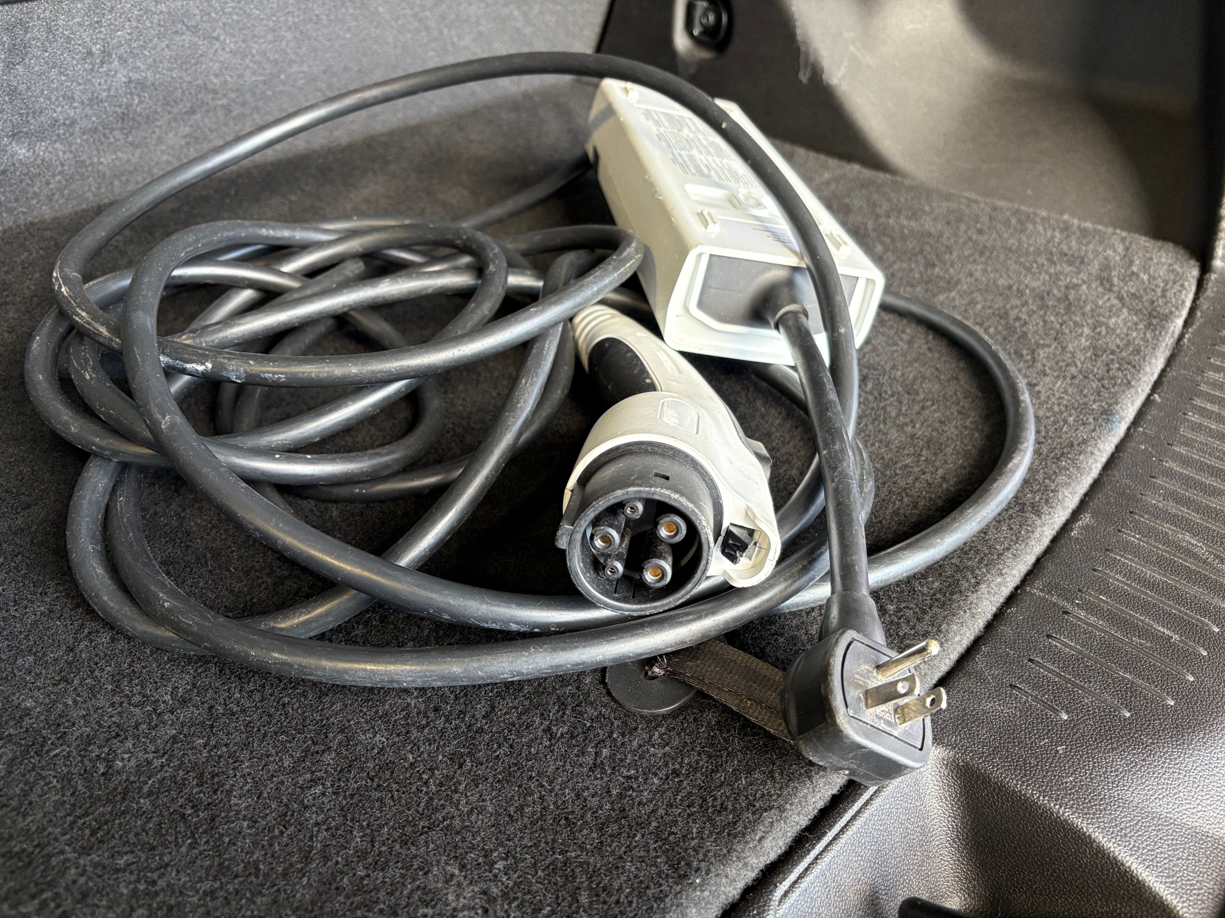 Used 2022 Chevrolet Bolt EUV LT with VIN 1G1FY6S0XN4131531 for sale in Oak Creek, WI