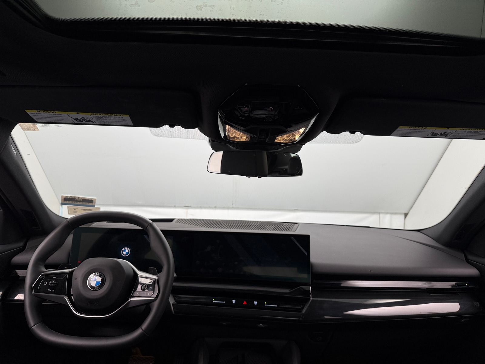 Thumbnail: 2025 BMW 5 Series - 2