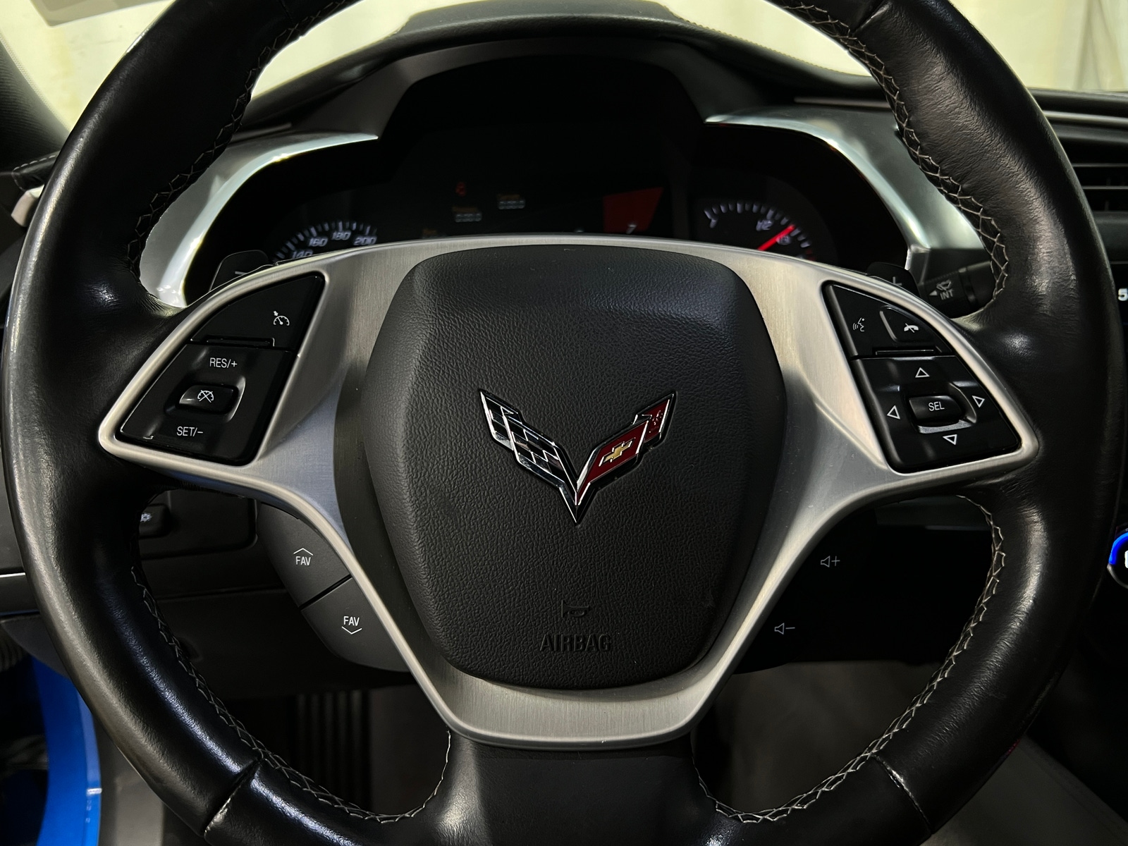 Thumbnail: 2014 Chevrolet Corvette - 3