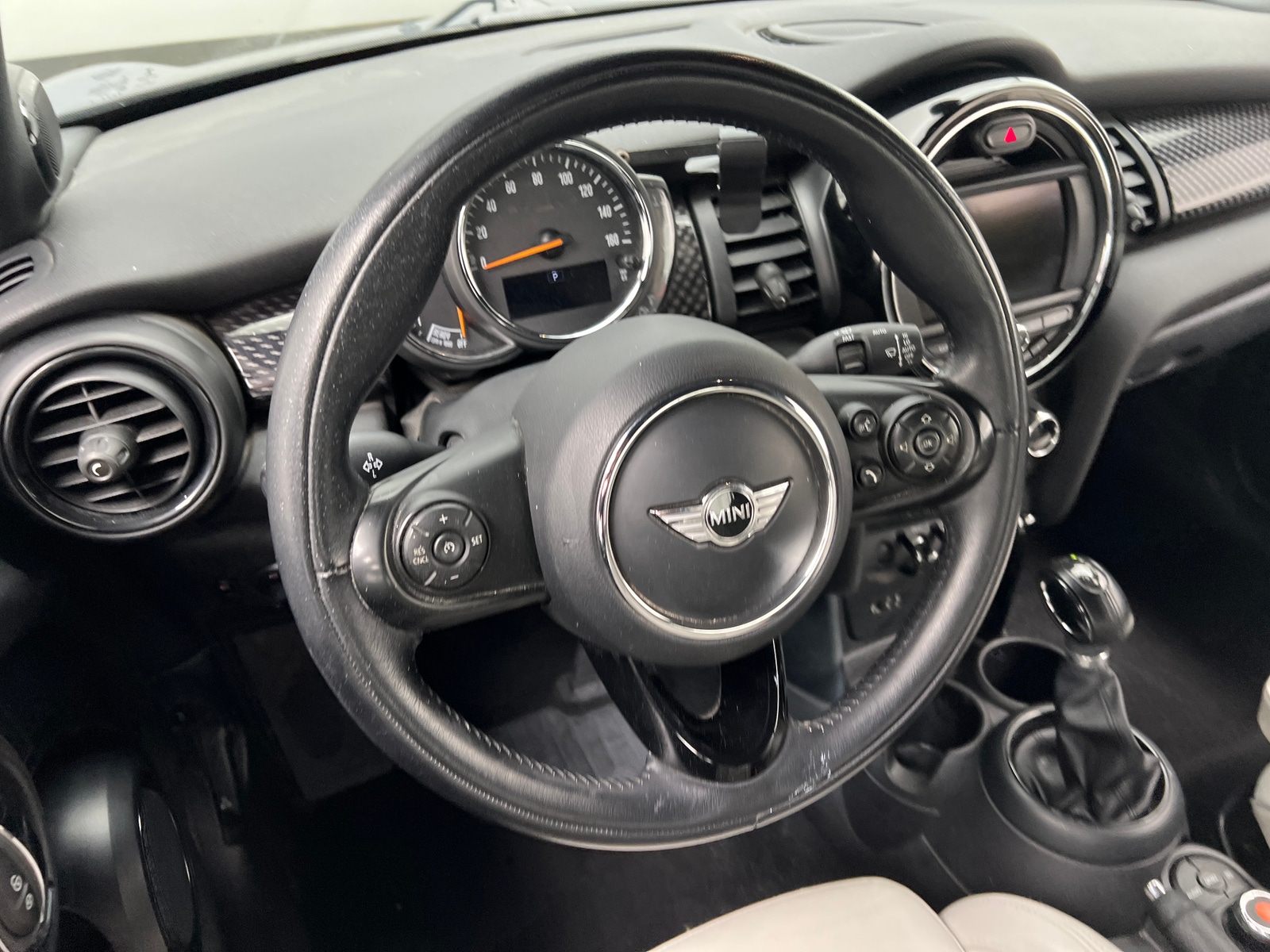 Thumbnail: 2018 MINI Cooper Convertible - 4