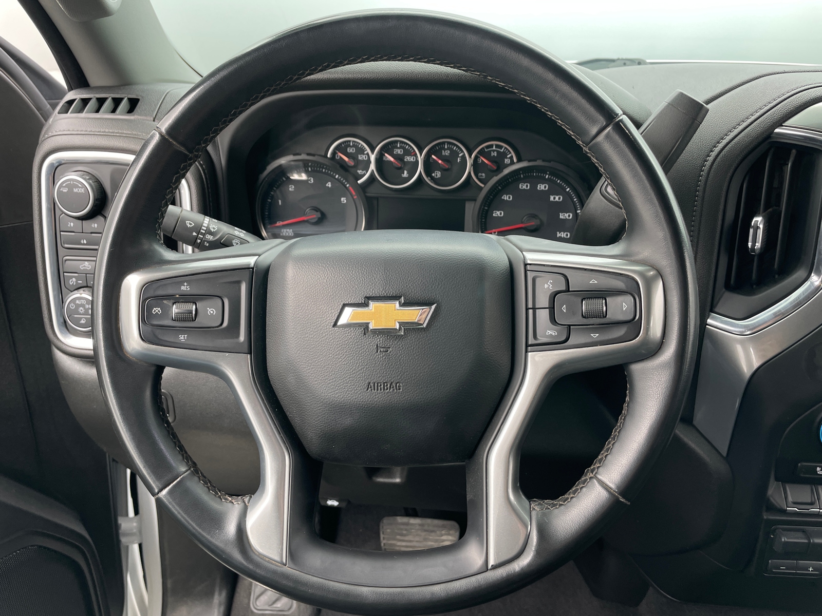 Thumbnail: 2023 Chevrolet Silverado 2500 - 5