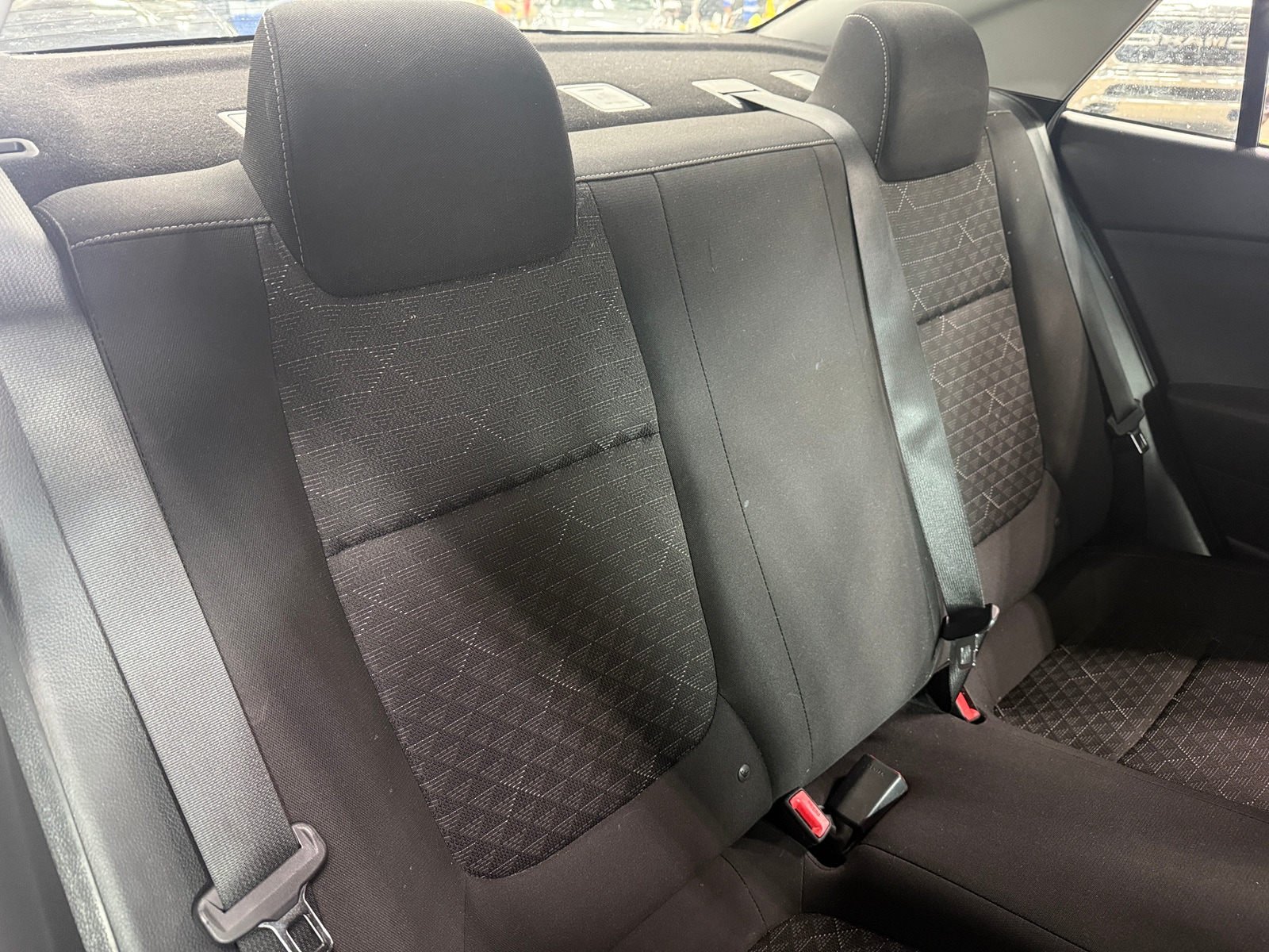 Thumbnail: 2020 Kia Rio - 6