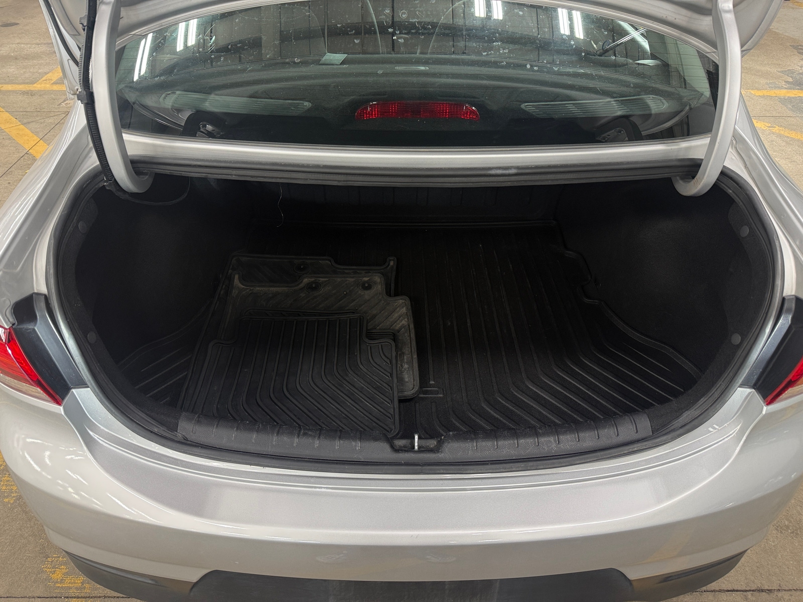 Thumbnail: 2020 Kia Rio - 7