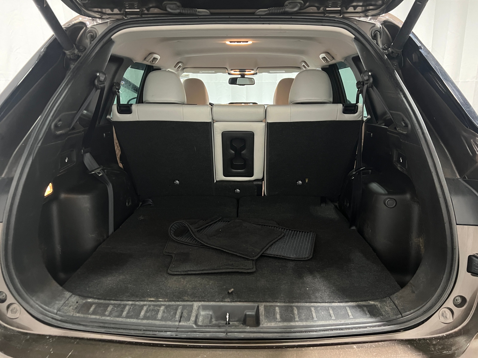 Thumbnail: 2022 Mitsubishi Outlander - 7