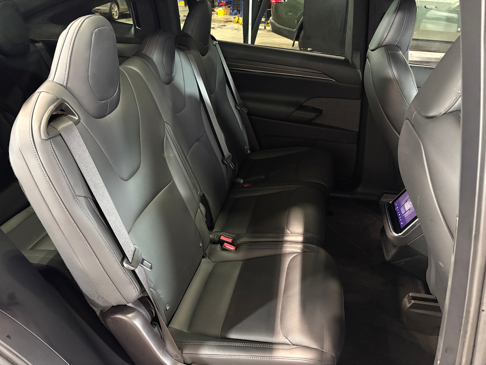 Thumbnail: 2022 Tesla Model X - 5