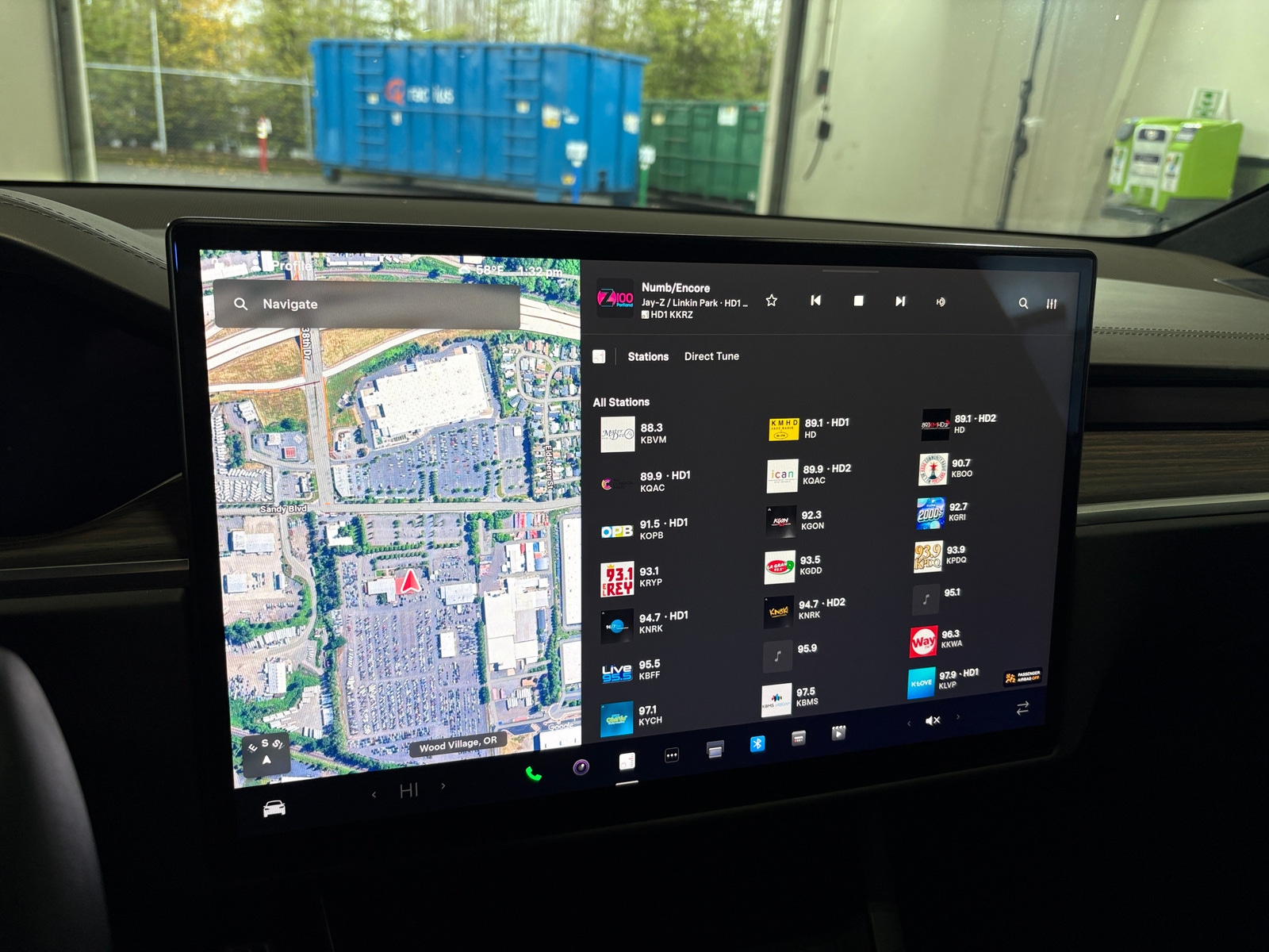 Thumbnail: 2022 Tesla Model X - 3