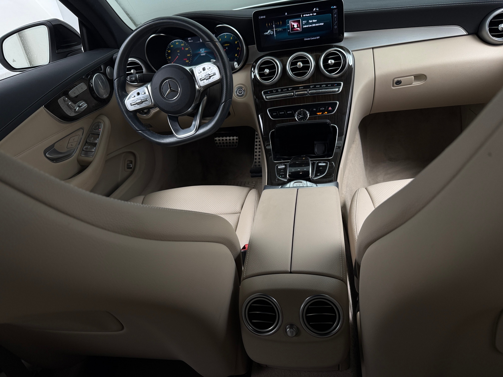 Thumbnail: 2022 Mercedes-Benz C-Class - 2