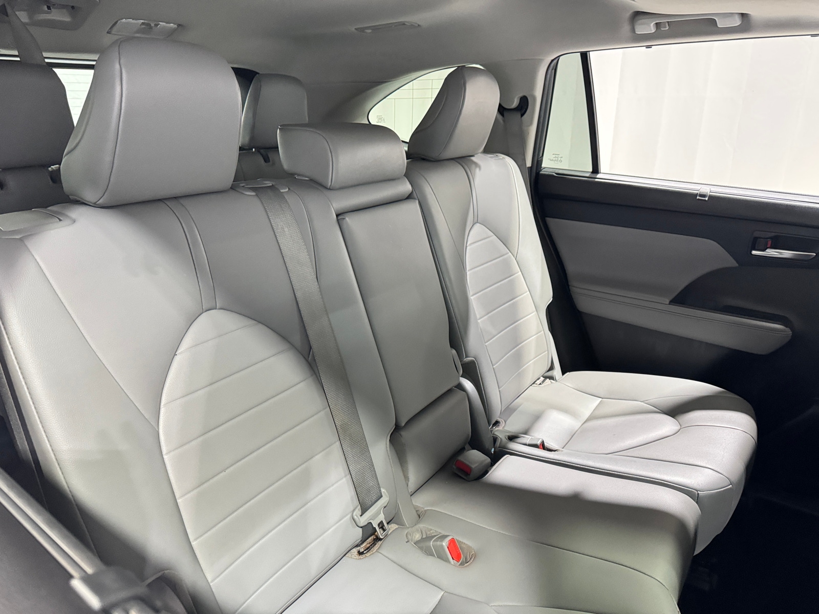 Thumbnail: 2021 Toyota Highlander - 5