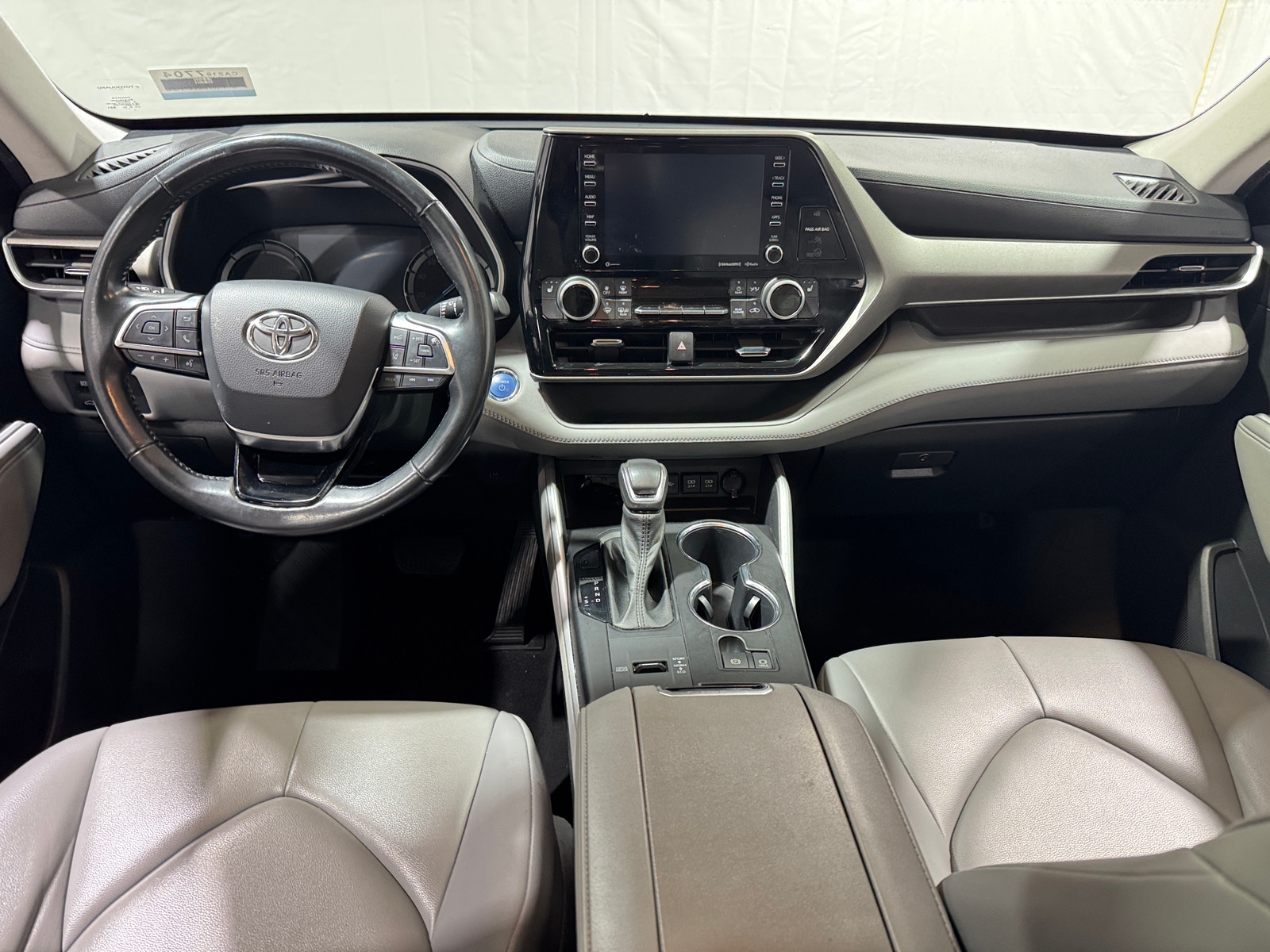 Thumbnail: 2021 Toyota Highlander - 2