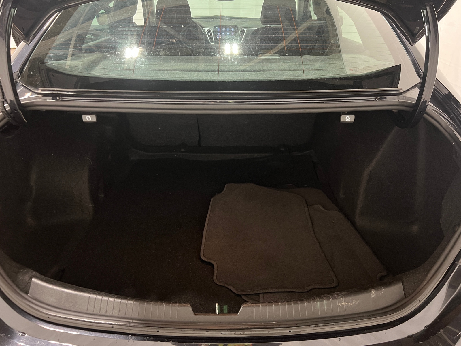 Thumbnail: 2023 Chevrolet Malibu - 7