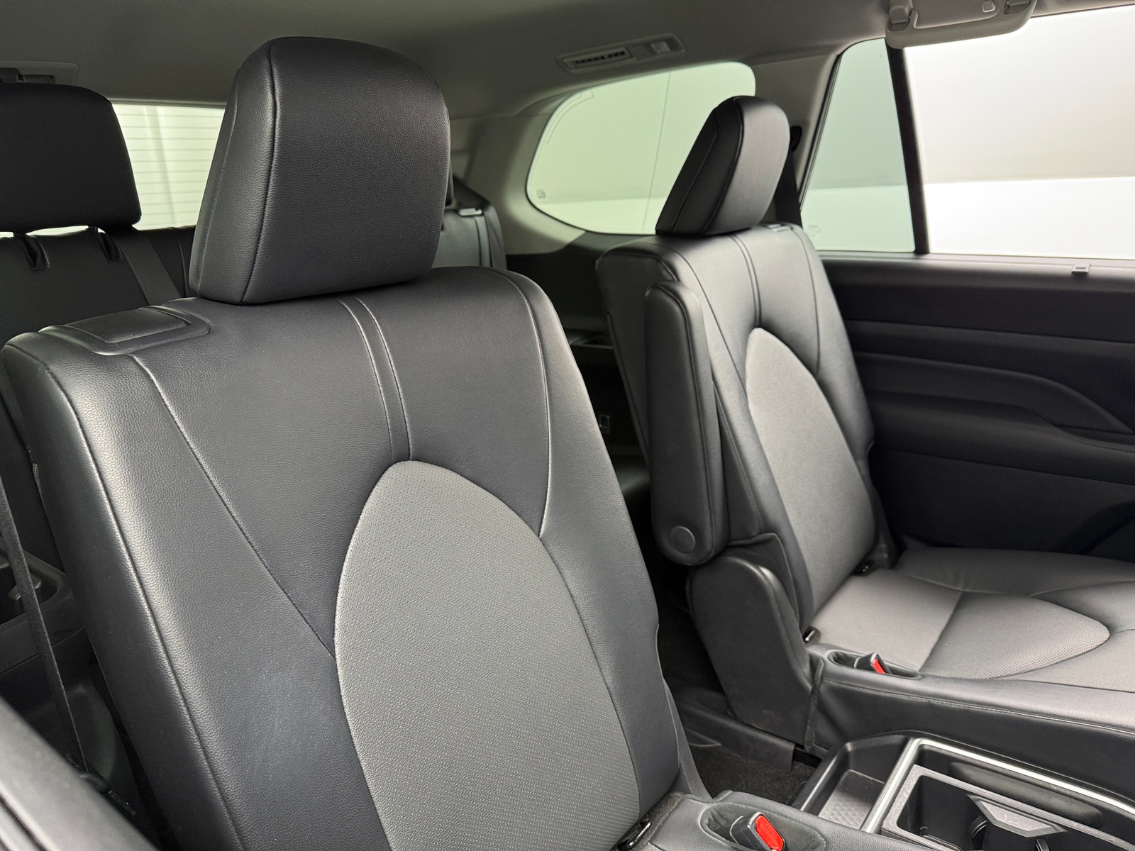 Thumbnail: 2025 Toyota Grand Highlander - 6