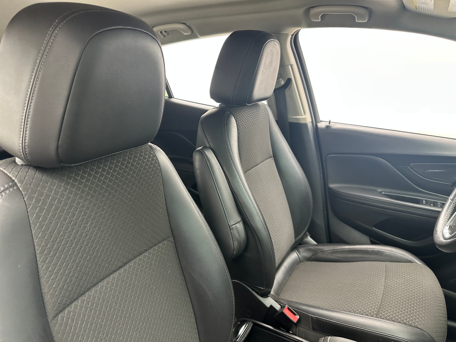 Thumbnail: 2018 Buick Encore - 2