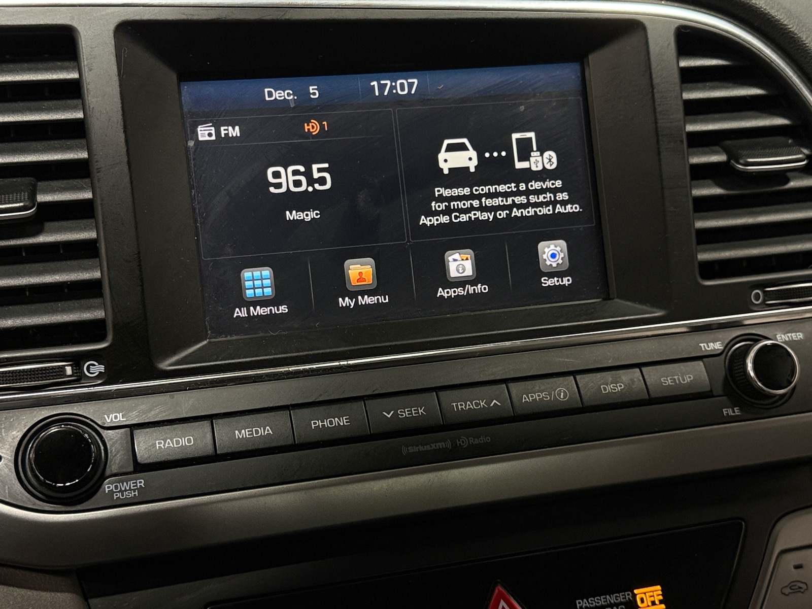 Thumbnail: 2017 Hyundai Elantra - 4