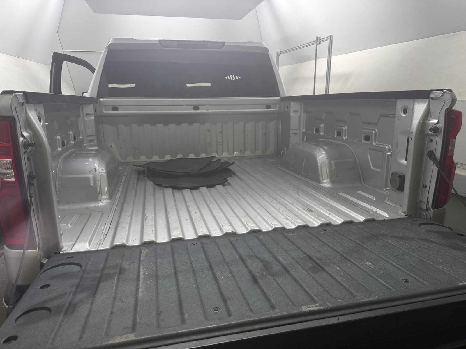 Thumbnail: 2021 Chevrolet Silverado 1500 - 7