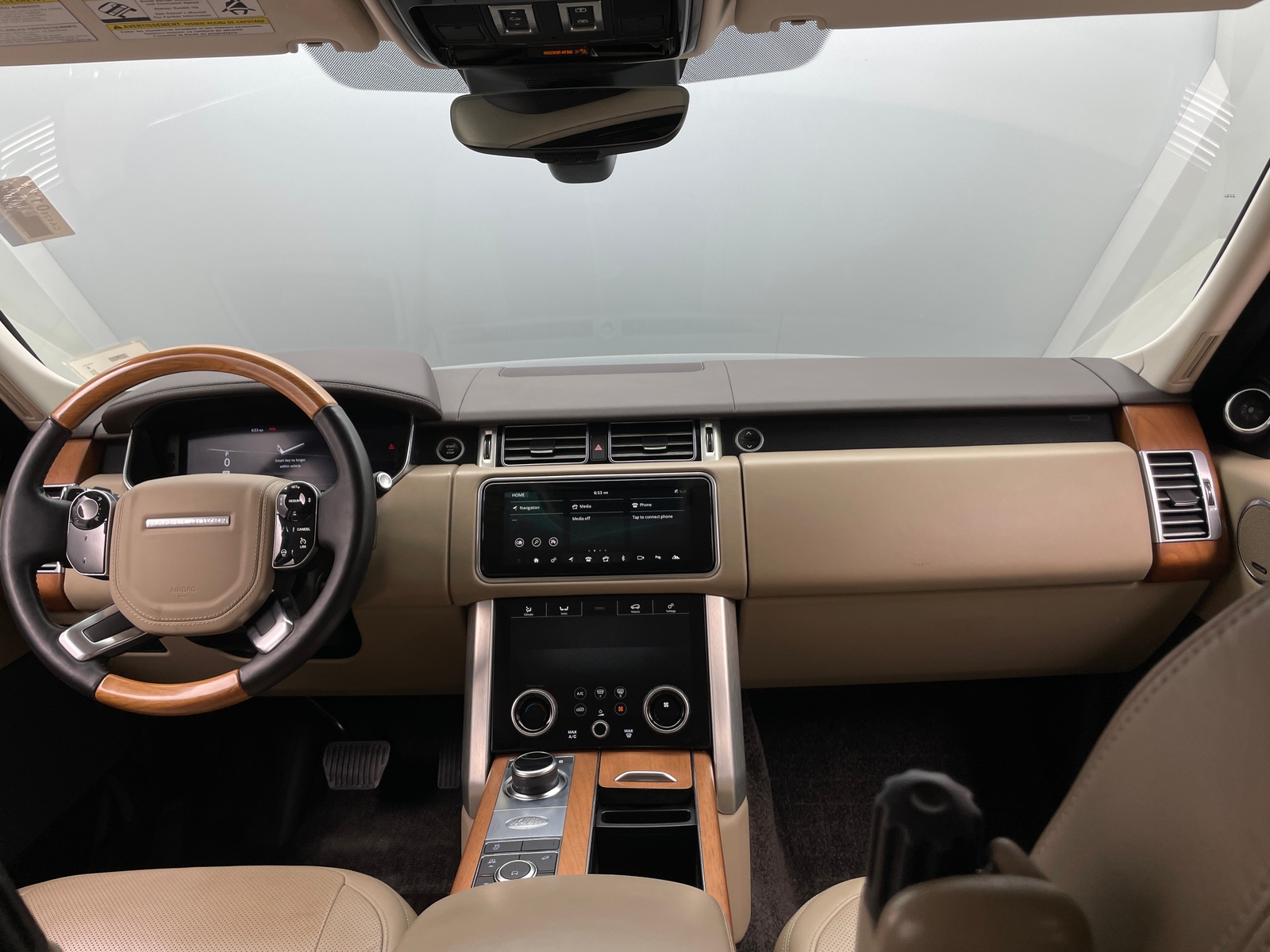 Thumbnail: 2019 Land Rover Range Rover - 2