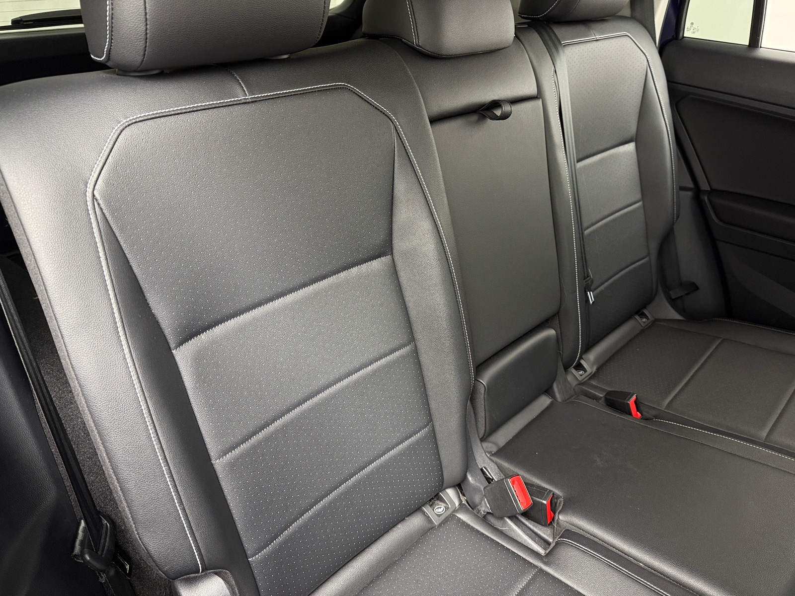 Thumbnail: 2021 Volkswagen Tiguan - 5