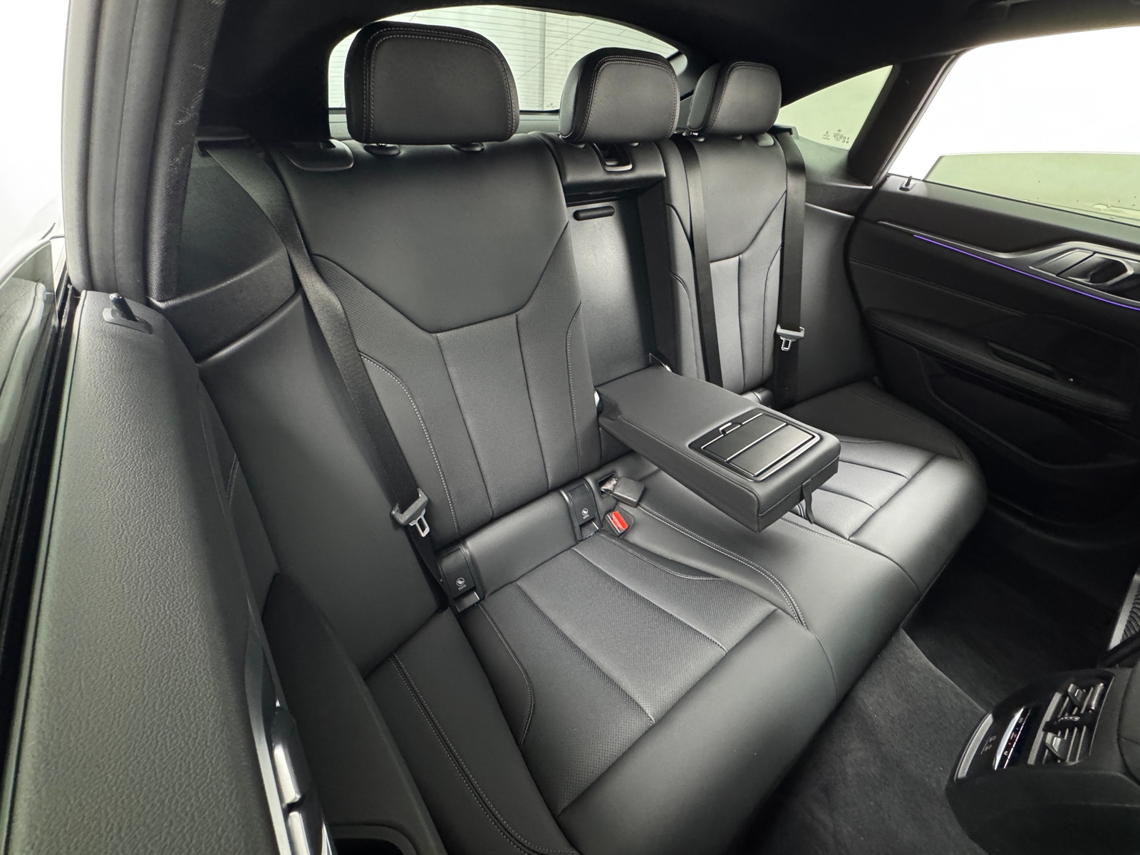 Thumbnail: 2022 BMW 4 Series - 4