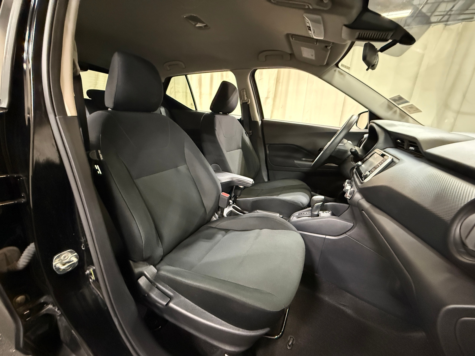 Thumbnail: 2024 Nissan Kicks - 2