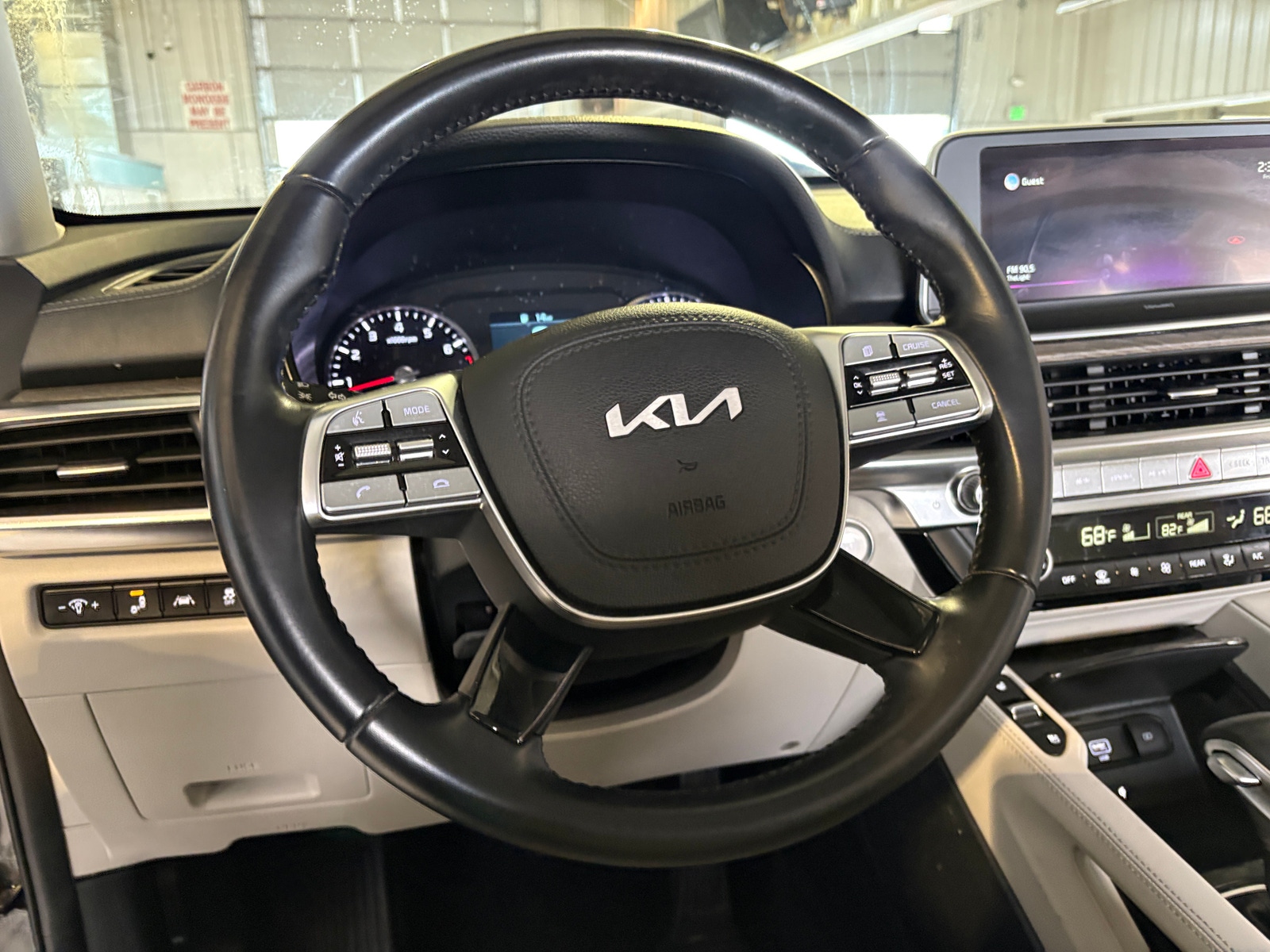 Thumbnail: 2022 Kia Telluride - 4