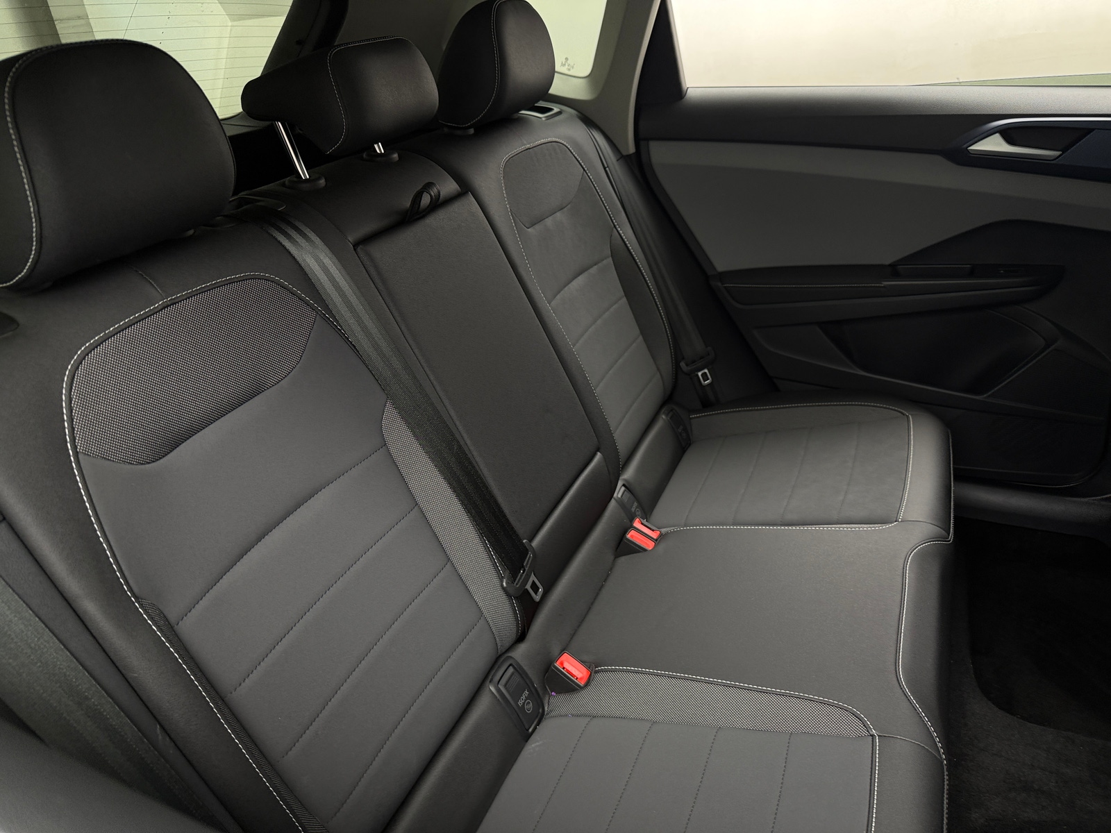 Thumbnail: 2024 Volkswagen Taos - 5