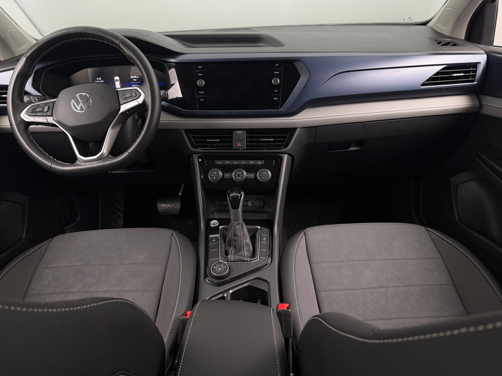 Thumbnail: 2024 Volkswagen Taos - 2