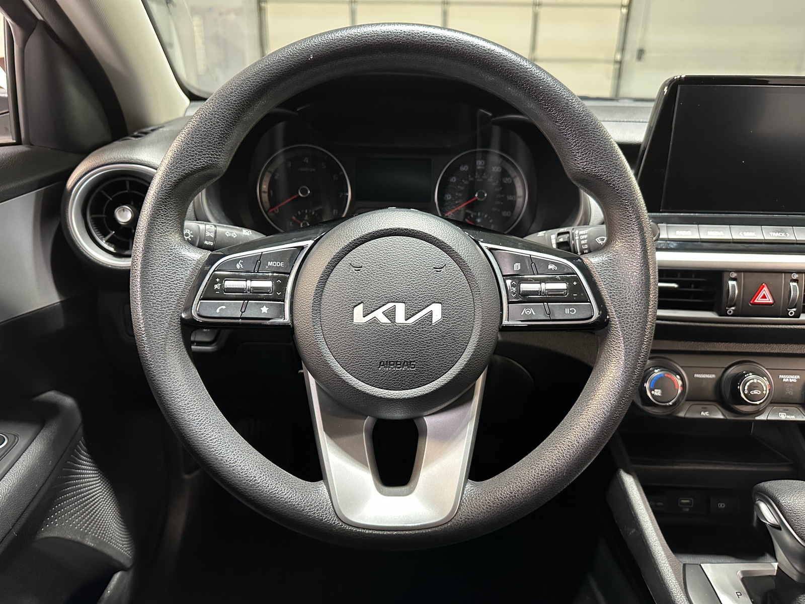 Thumbnail: 2024 Kia Forte - 5