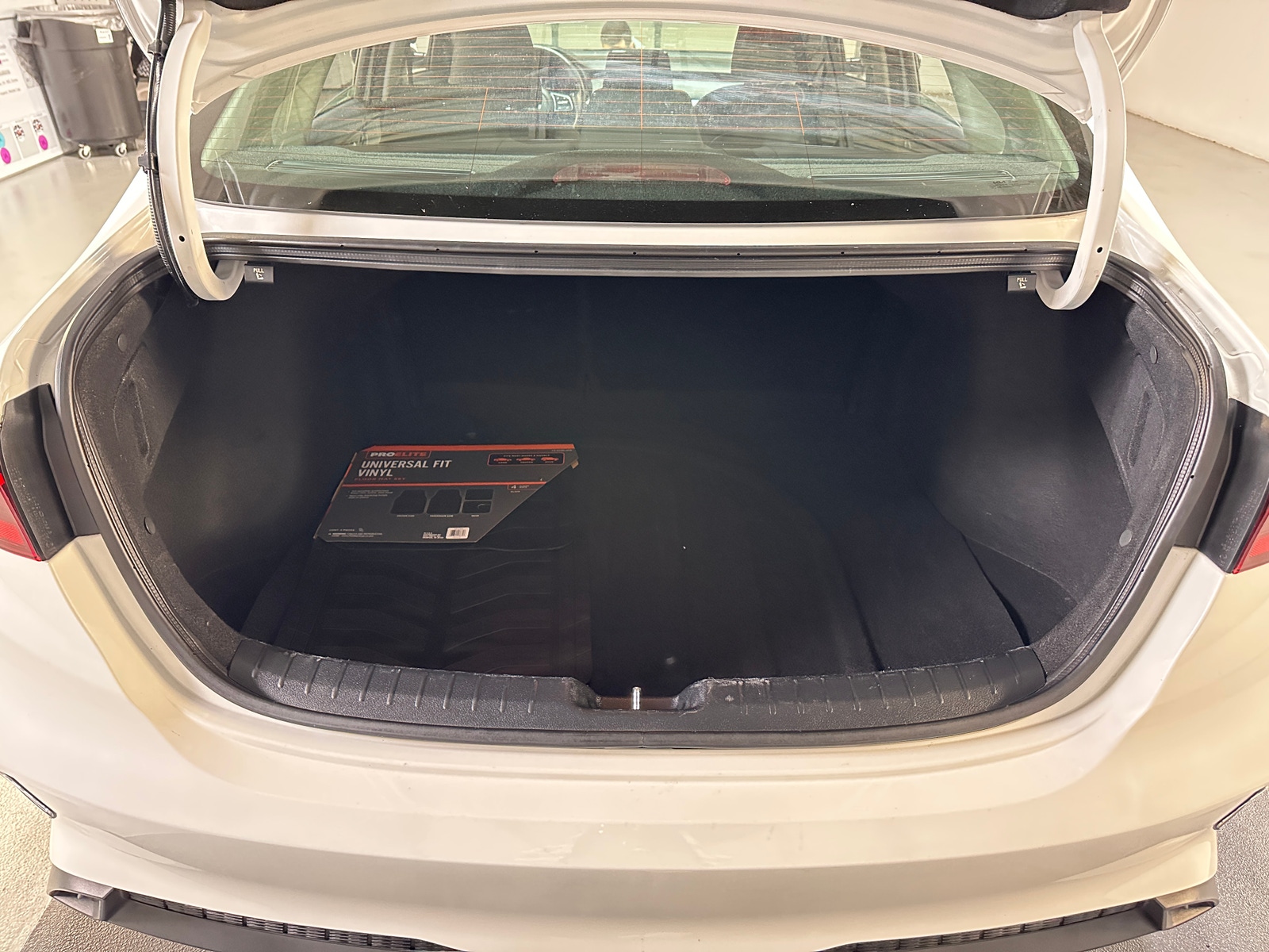 Thumbnail: 2024 Kia Forte - 7