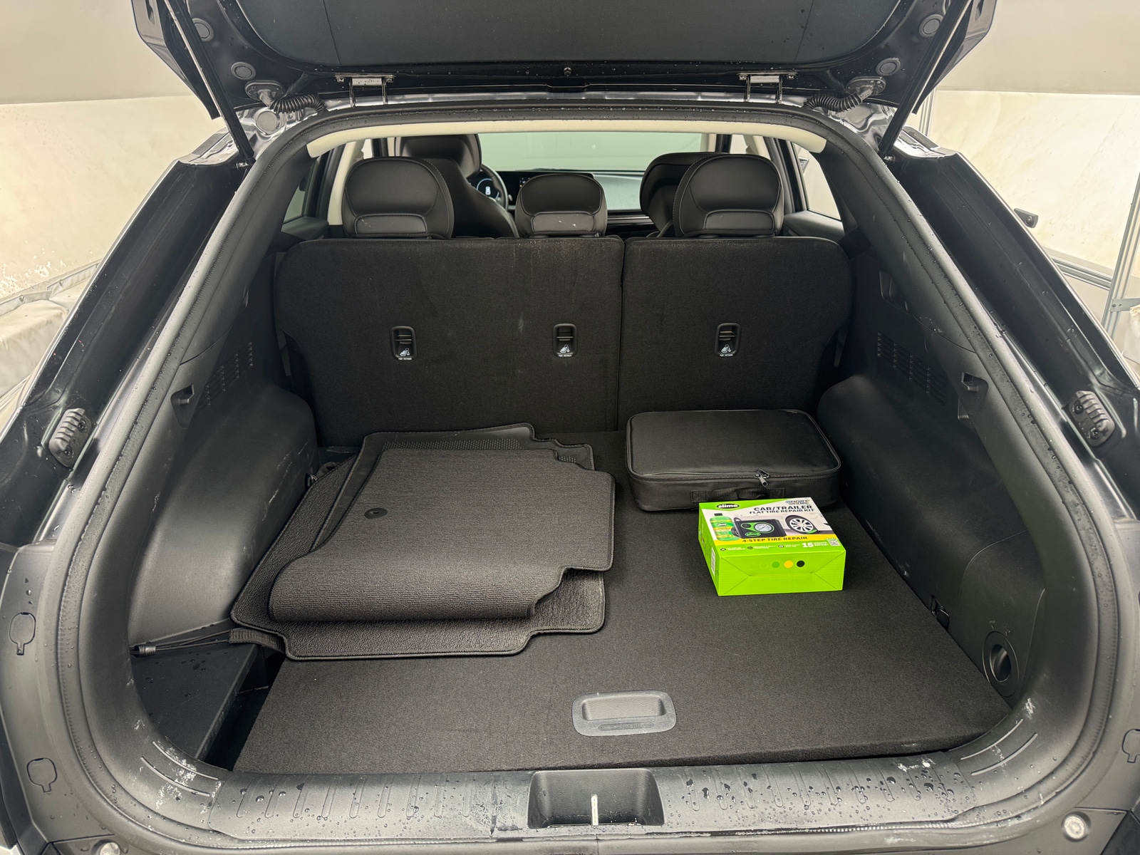 Thumbnail: 2024 Kia EV6 - 7