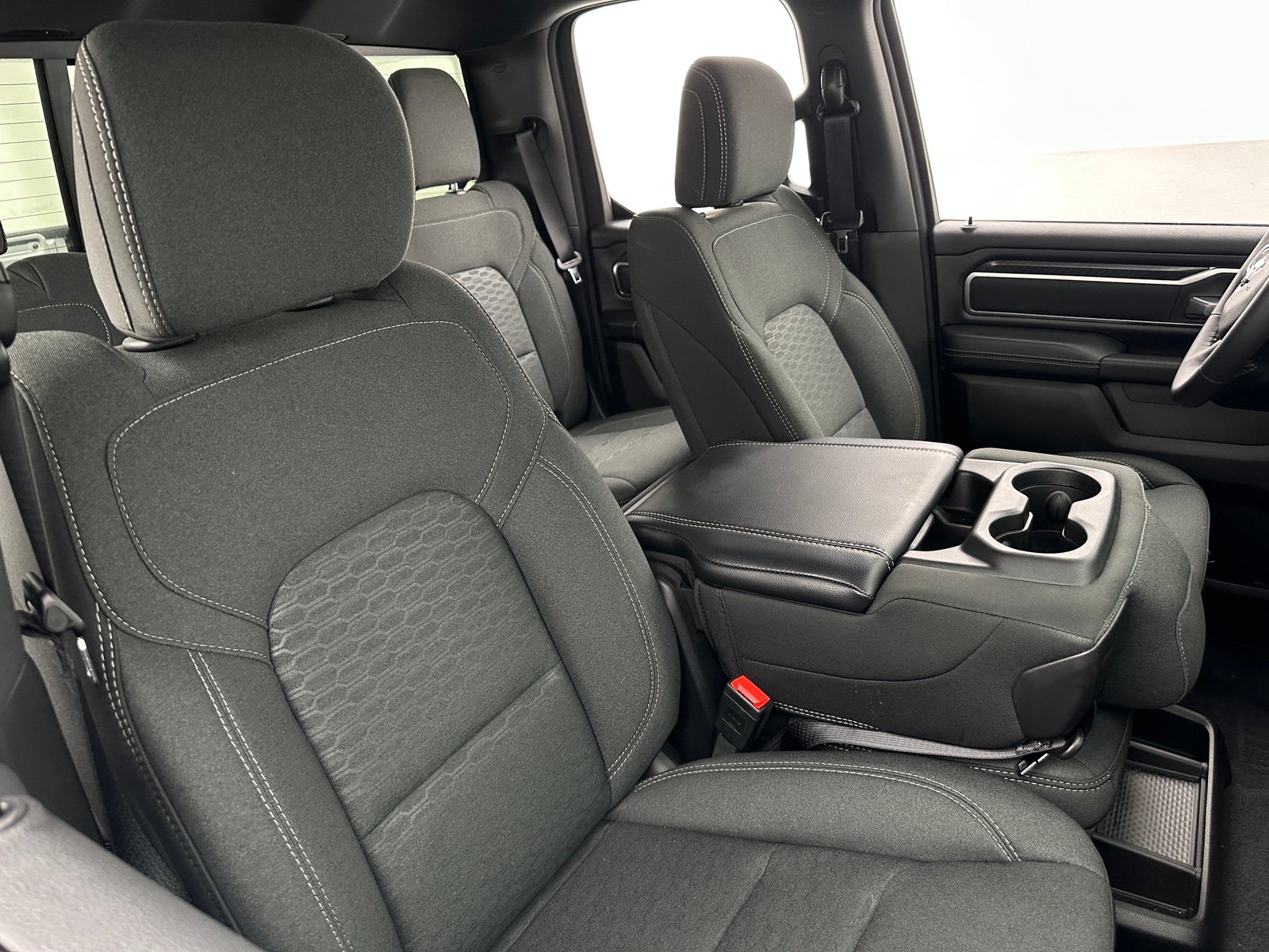 Thumbnail: 2025 RAM 1500 - 2